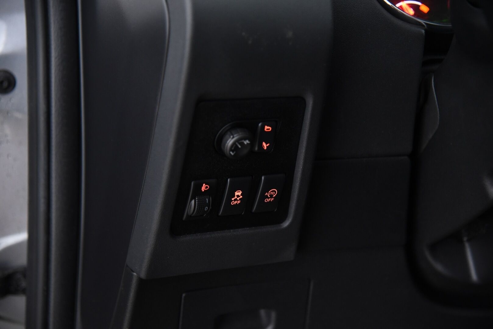 Nissan Qashqai 2012 1,6L Stop / Start System Acenta 2WD 5M/T MY11 - Myydään Huutokaupat.com:issa!