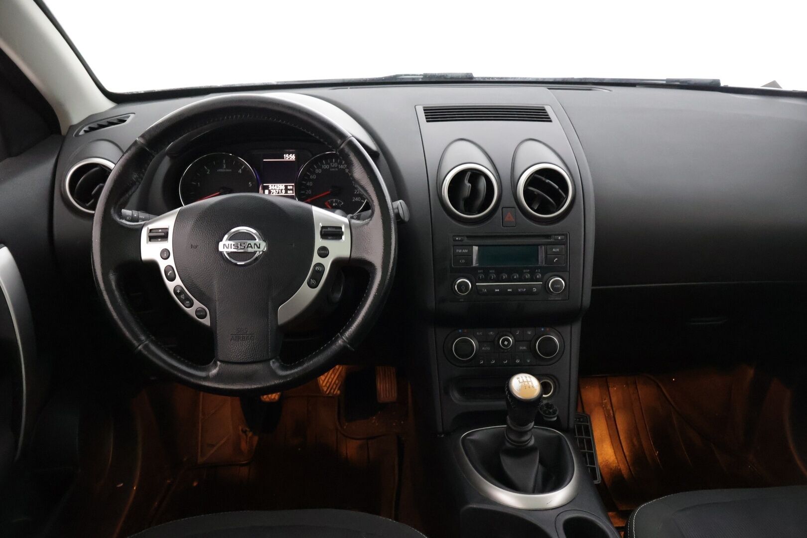 Nissan Qashqai+2 2012 1,6dCi DPF Stop / Start System Acenta 2WD 6M/T MY12 * / Myydään huutokaupassa / Vakkari / Lohko / * - Lohko puhaltimella, tässä myös vakionopeudensäädin 