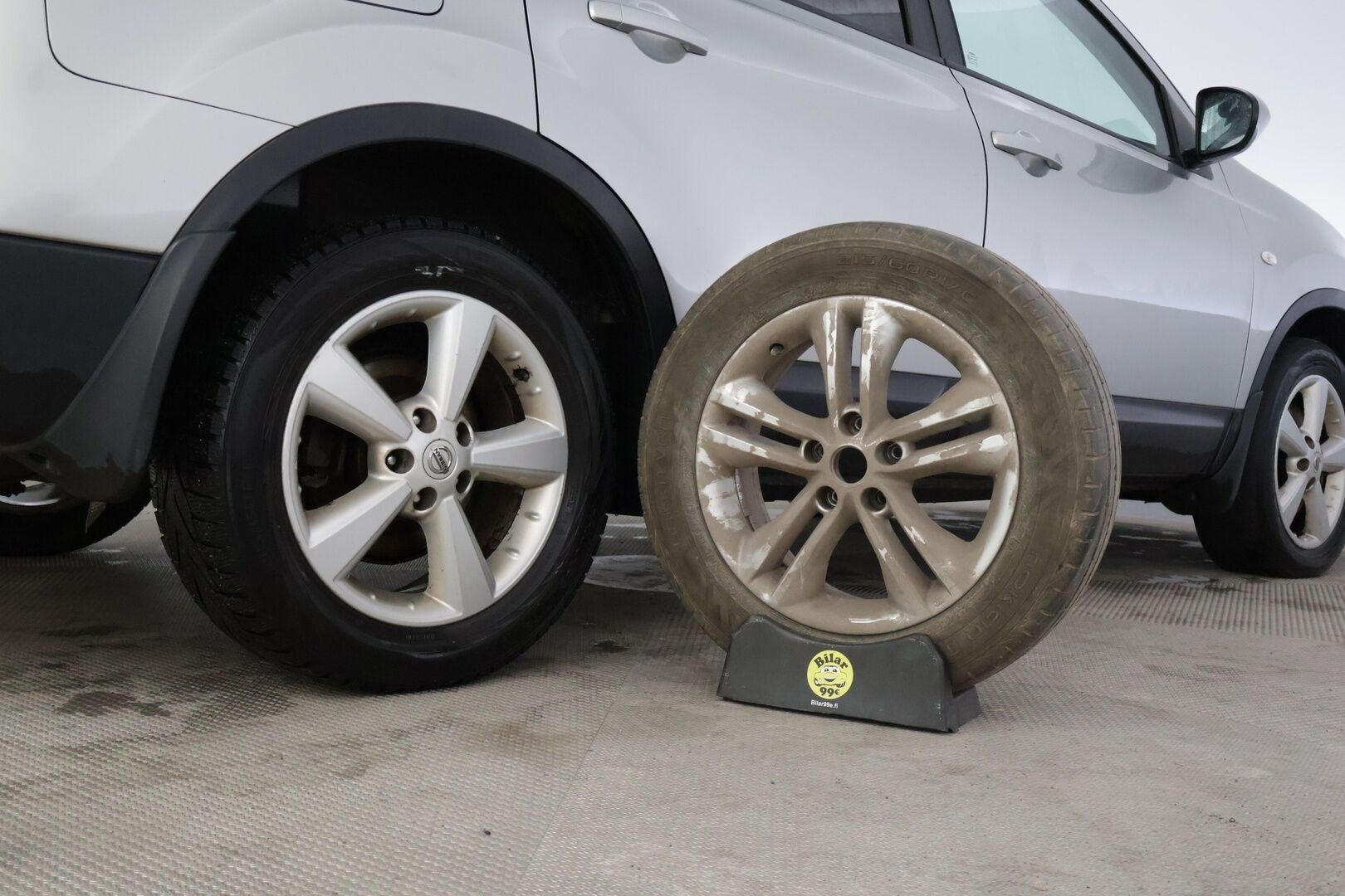 Nissan Qashqai+2 2012 1,6dCi DPF Stop / Start System Acenta 2WD 6M/T MY12 * / Myydään huutokaupassa / Vakkari / Lohko / * - Lohko puhaltimella, tässä myös vakionopeudensäädin 