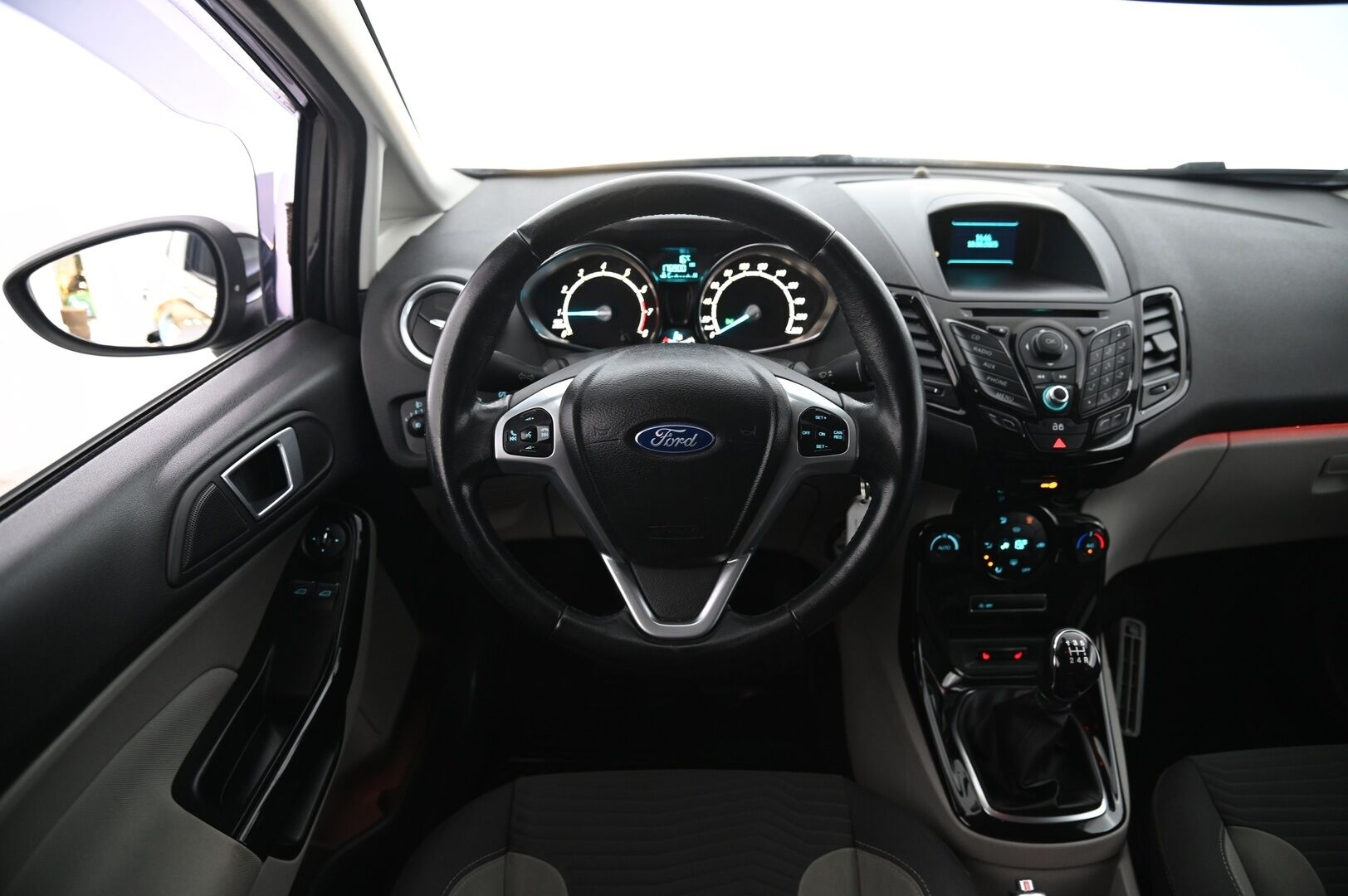 Ford Fiesta 2014 1,0 EcoBoost 125hv Start/Stop Titanium M5 5-ovinen *MYYDÄÄN HUUTOKAUPPA.COM* - https://huutokaupat.com/kohde/5671110/ford-fiesta-webasto-lammitettava-tuulilasi-2014