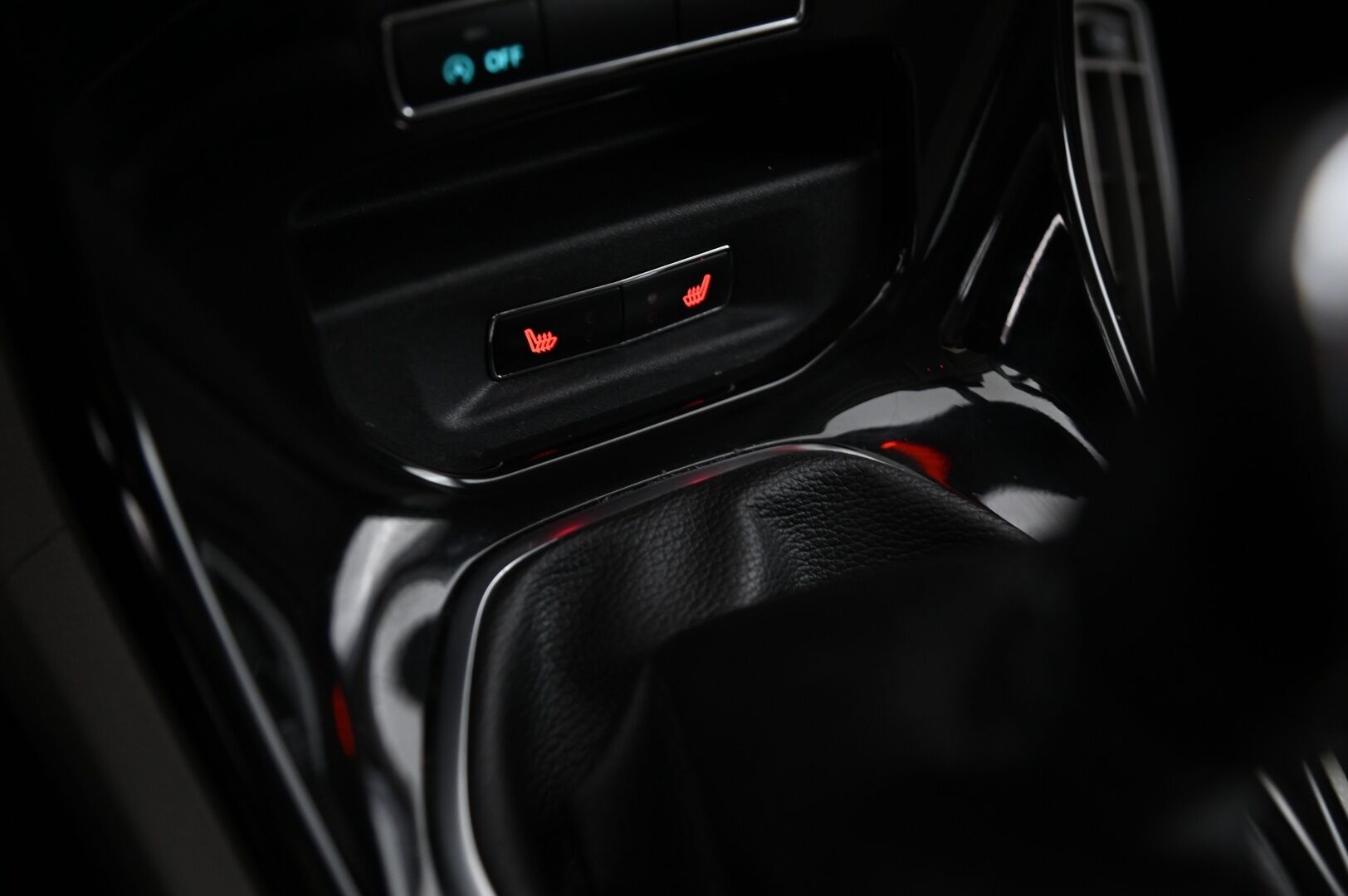 Ford Fiesta 2014 1,0 EcoBoost 125hv Start/Stop Titanium M5 5-ovinen *MYYDÄÄN HUUTOKAUPPA.COM* - https://huutokaupat.com/kohde/5671110/ford-fiesta-webasto-lammitettava-tuulilasi-2014