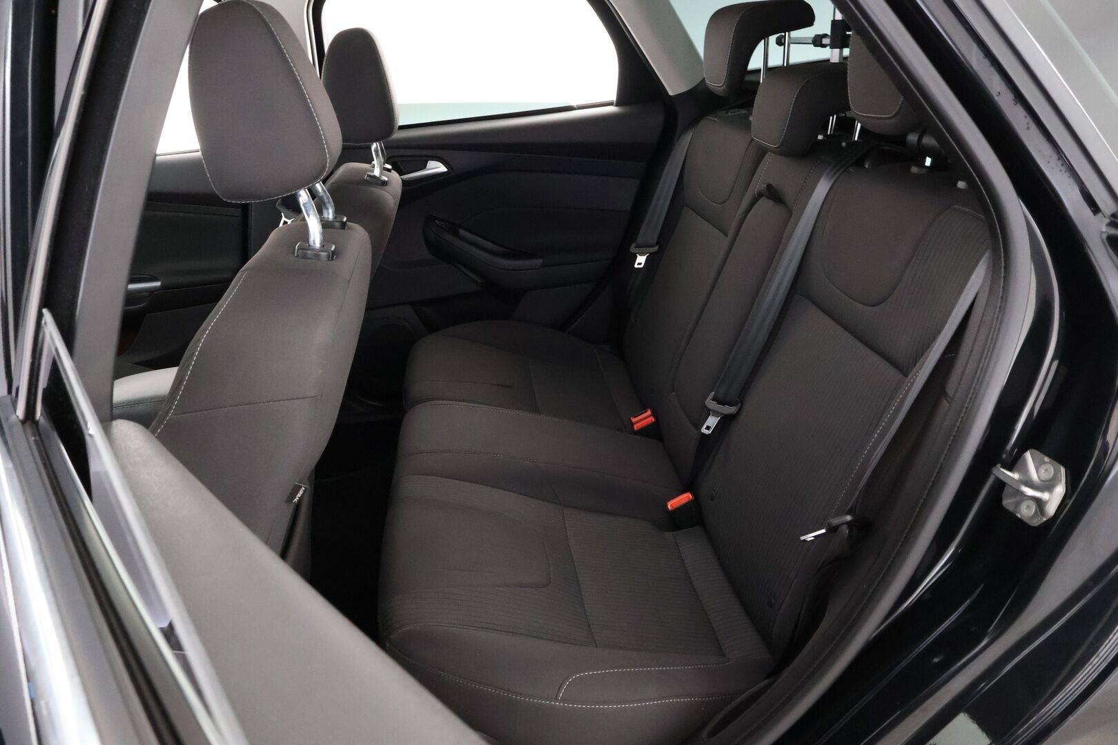 Ford Focus 2013 1,0 EcoBoost 125 hv Start/Stop Titanium M6 Wagon - Suomiauto | Vetokoukku | Vakkari | Lohko&Sisäpistoke | Aut.Ilmastointi | Jakopää tehty | Huippusiisti!