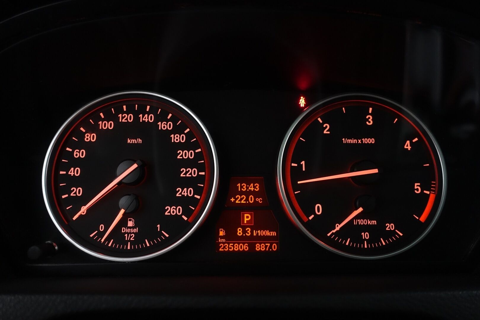 BMW X5 2010 xDrive35d A E70 SAV - Juuri tullut! | HUD | Panorama | Webasto | Muistinahat | Vetokoukku | HiFi | Tutkat | Prof.navi | Comfort Access | Sporttipenkit | Adapt. Xenon | Sporttialusta | Bluetooth | 2X Renkaat & Vanteet |