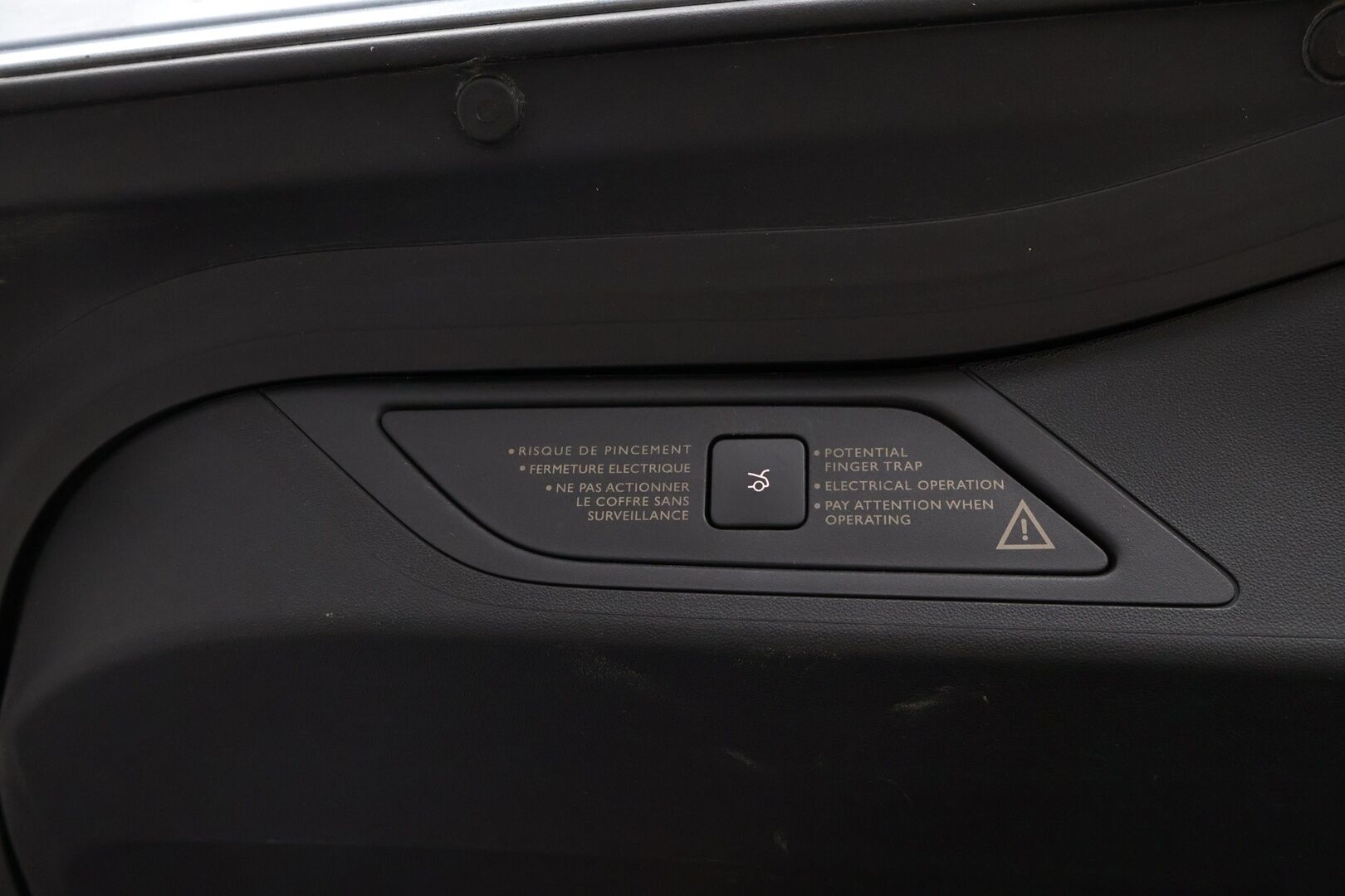 Citroen Grand C4 Picasso 2014 THP 156 Exclusive - 7-P | Hierovat istuimet | Peruutuskamera | Vakkari | BLIS | Sähköluukku | Puolinahat | Lohko+sisälämmitin | 2x hyvät renkaat!