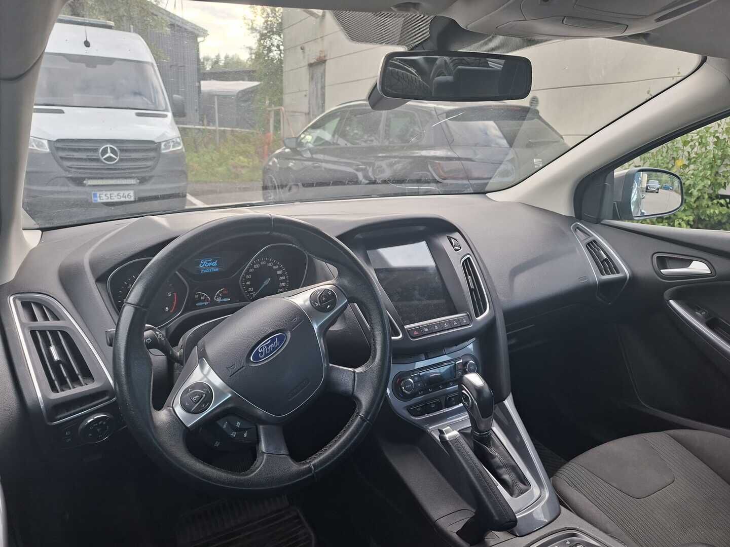 Ford Focus 2014 2,0 TDCi 140 hv PowerShift Titanium A6 5-ovinen - Myydään Yritys-Outlet! | Myydään Huutokaupat.com | Kosketus näyttö | Carplay | Tuulilasin lämmitys | Penkinlämmitys