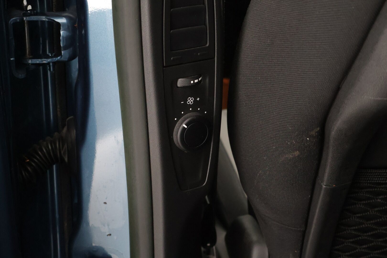 Citroen Grand C4 Picasso 2014 e-THP 165 Intensive Automaatti 7P - Suomi-auto | Huoltokirja | Lohkolämmitin | Navigointi | Peruutuskamera | Keyless