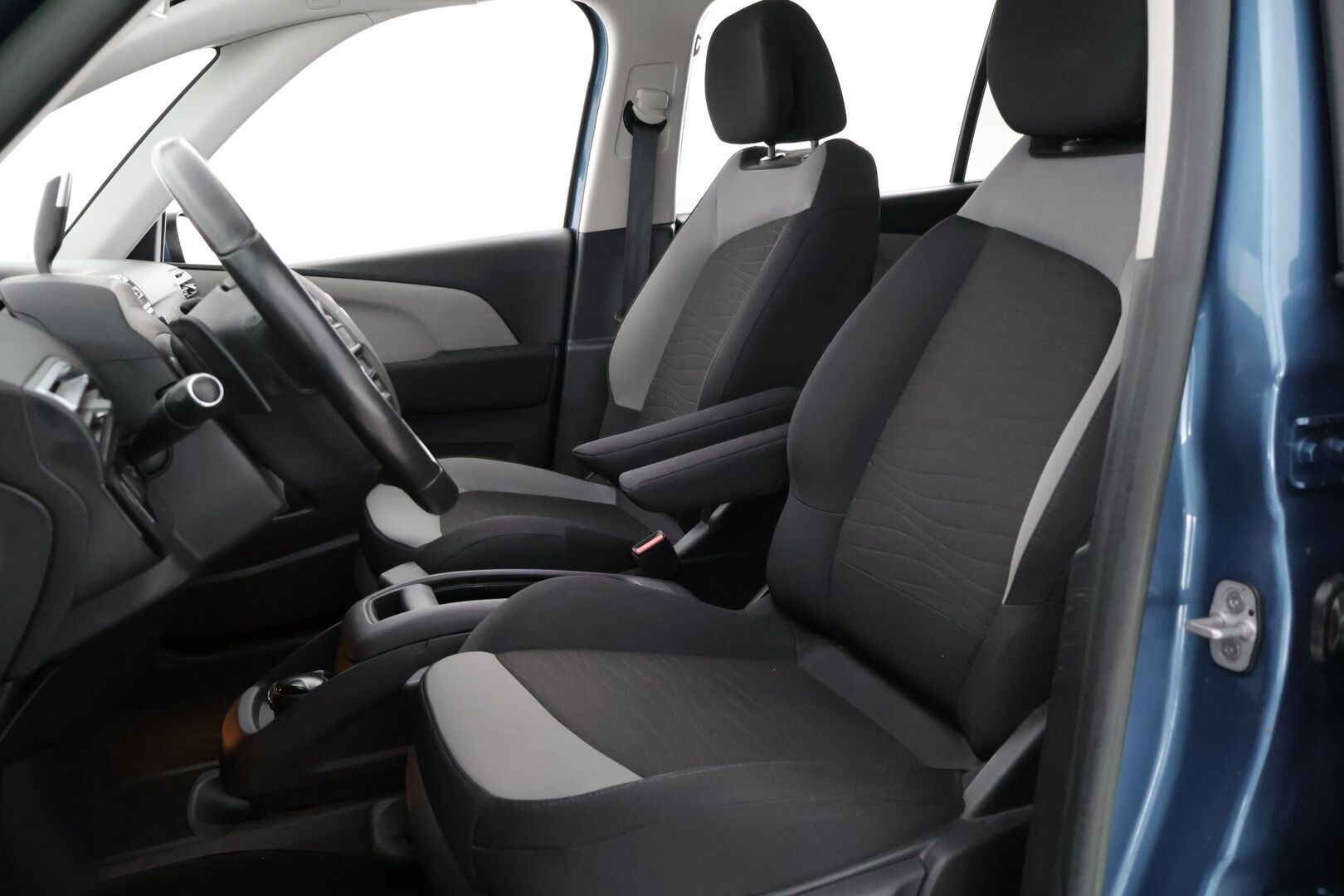 Citroen Grand C4 Picasso 2014 e-THP 165 Intensive Automaatti 7P - Suomi-auto | Huoltokirja | Lohkolämmitin | Navigointi | Peruutuskamera | Keyless