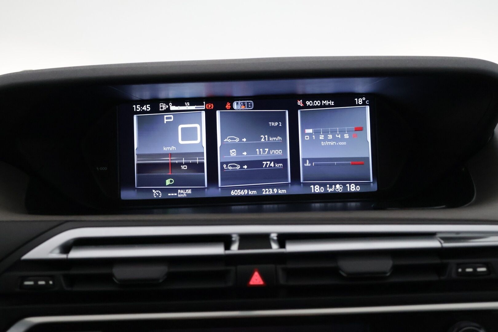 Citroen Grand C4 Picasso 2014 e-THP 165 Intensive Automaatti 7P - Suomi-auto | Huoltokirja | Lohkolämmitin | Navigointi | Peruutuskamera | Keyless
