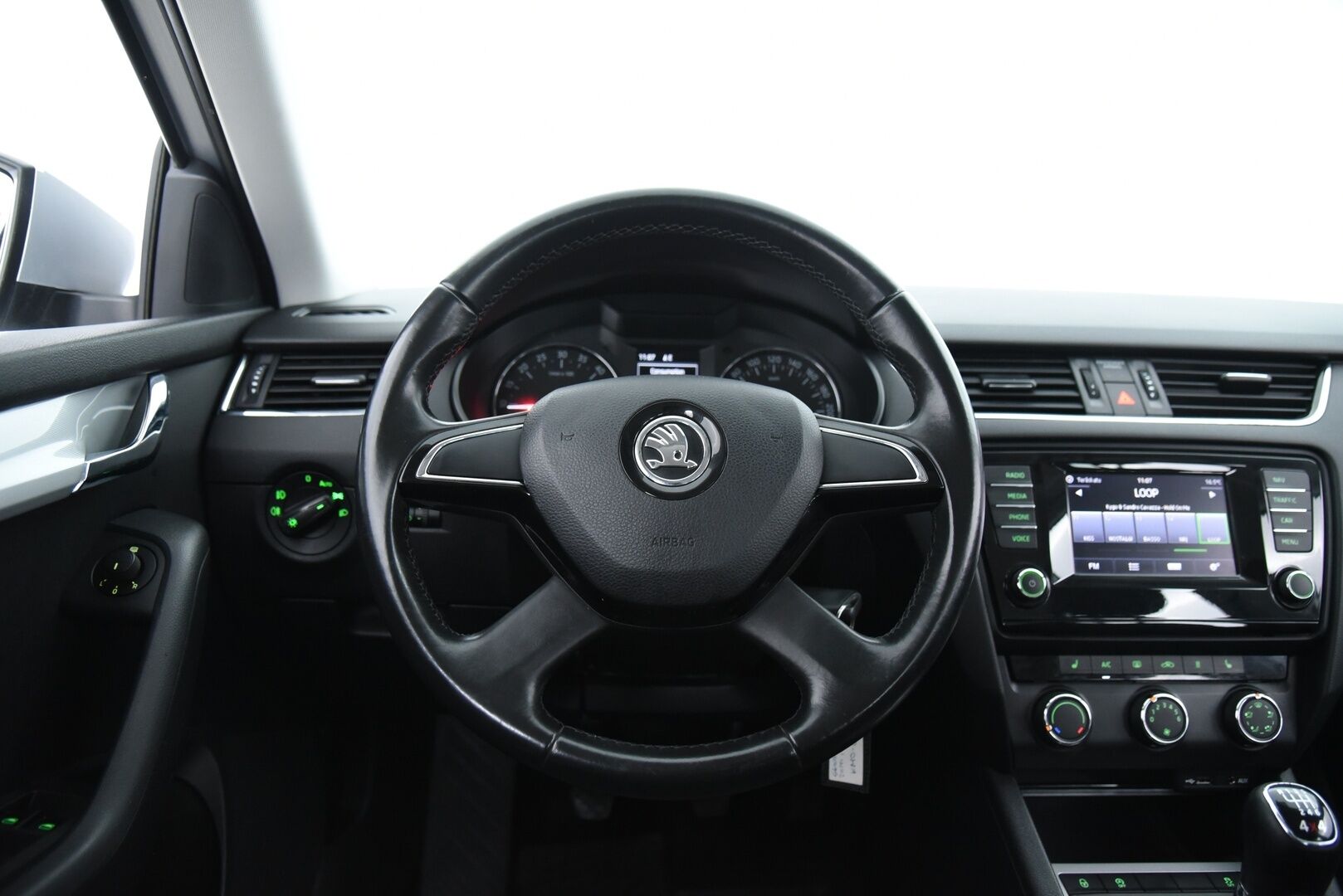 Skoda Octavia 2014 Combi 2,0 TDI 150 4x4 Ambition / Suomi-Auto / Webasto / Vakkari / Navi / Koukku - 2x mekkirenkaat / P.tutka