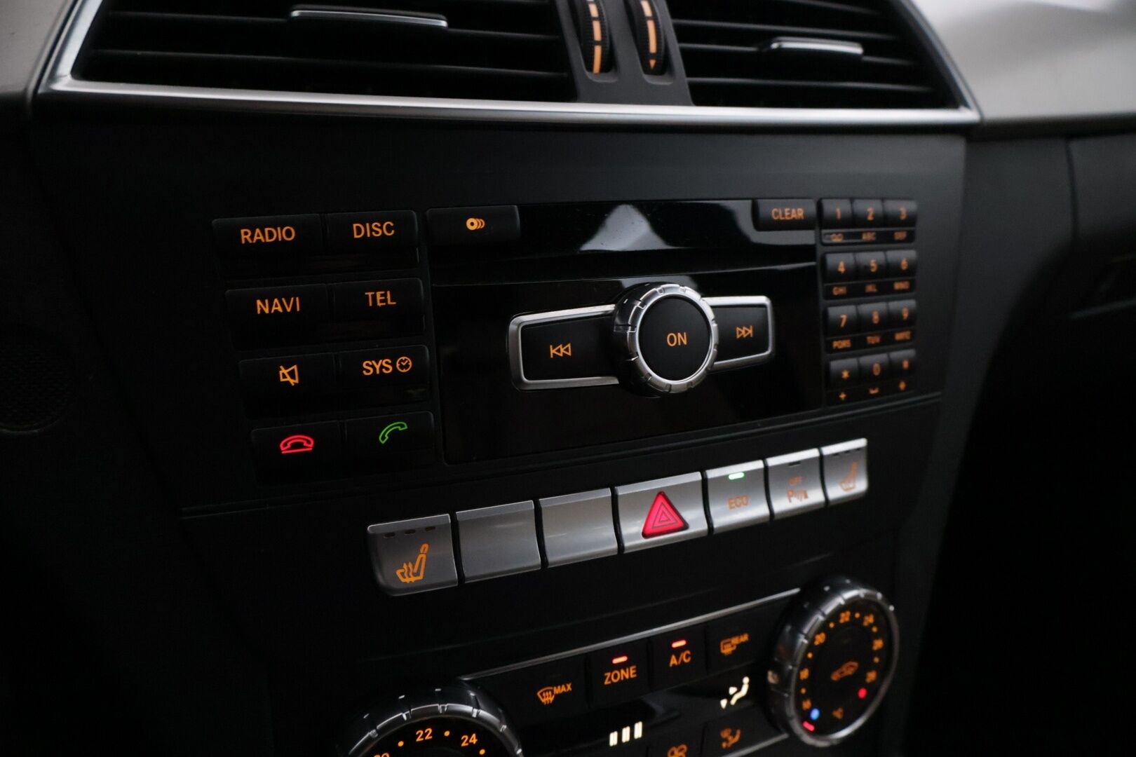 Mercedes-Benz C 2011 C 250 CDI 4MATIC - YritysOutlet - Myydään vain yrityksille - | Lohko+SP | Navi | Harman/Kardon | Taittuva Koukku | Tutkat | Vaaleat Ortopedi Sähkönahat | 2x Mersun Alut | Hyvillä Renkailla | Juuri Huollettu |