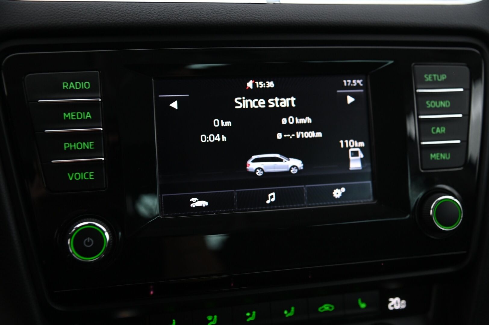 Skoda Octavia 2014 Combi 1,8 TSI 4x4 Elegance DSG Autom. *Webasto / Koukku / Kuskin penkki muistilla / Suomi-auto* - *Kahdet renkaat aluvanteilla / Juuri huollettu!*