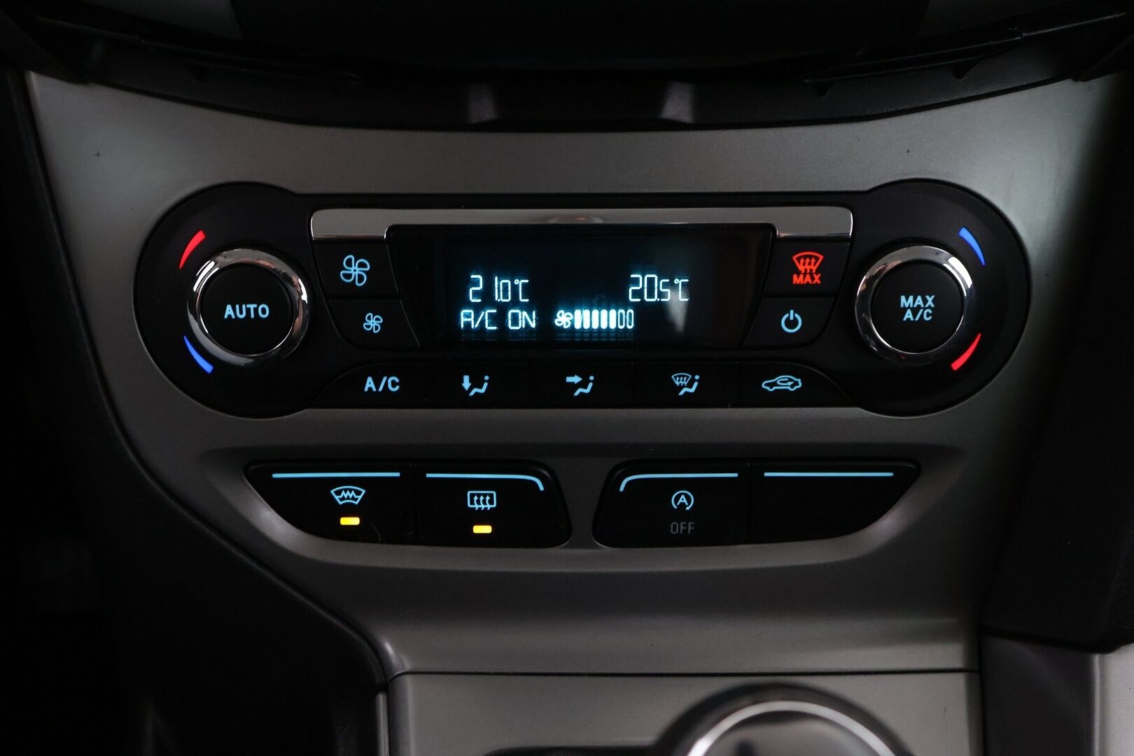 Ford Focus 2014 1,0 EcoBoost 125 hv EcoBoost Edition M6 Wagon - *Koukku / Lohkolämmitin / Vakinopeudensäädin / Jakohihna vaihdettu / Juuri tullut Tampereelle!*