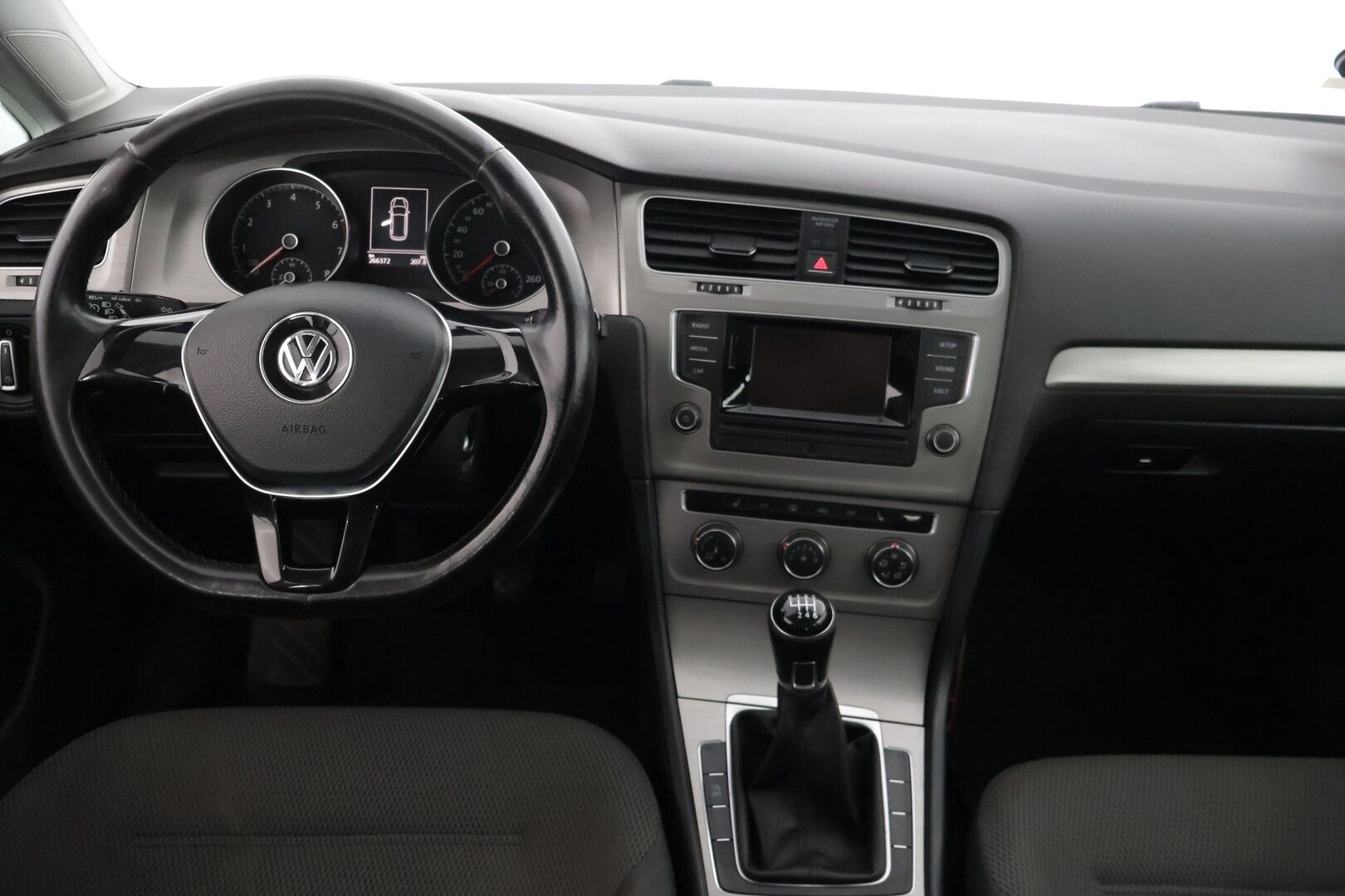 Volkswagen Golf 2014 Variant Comfortline 1,4 TSI 90 kW (122 hv) BlueMotion Technology - * Auto myydään Huutokaupat.com * - * Suomiauto / Lohkolämmitin / Vetokoukku / 2x alut *