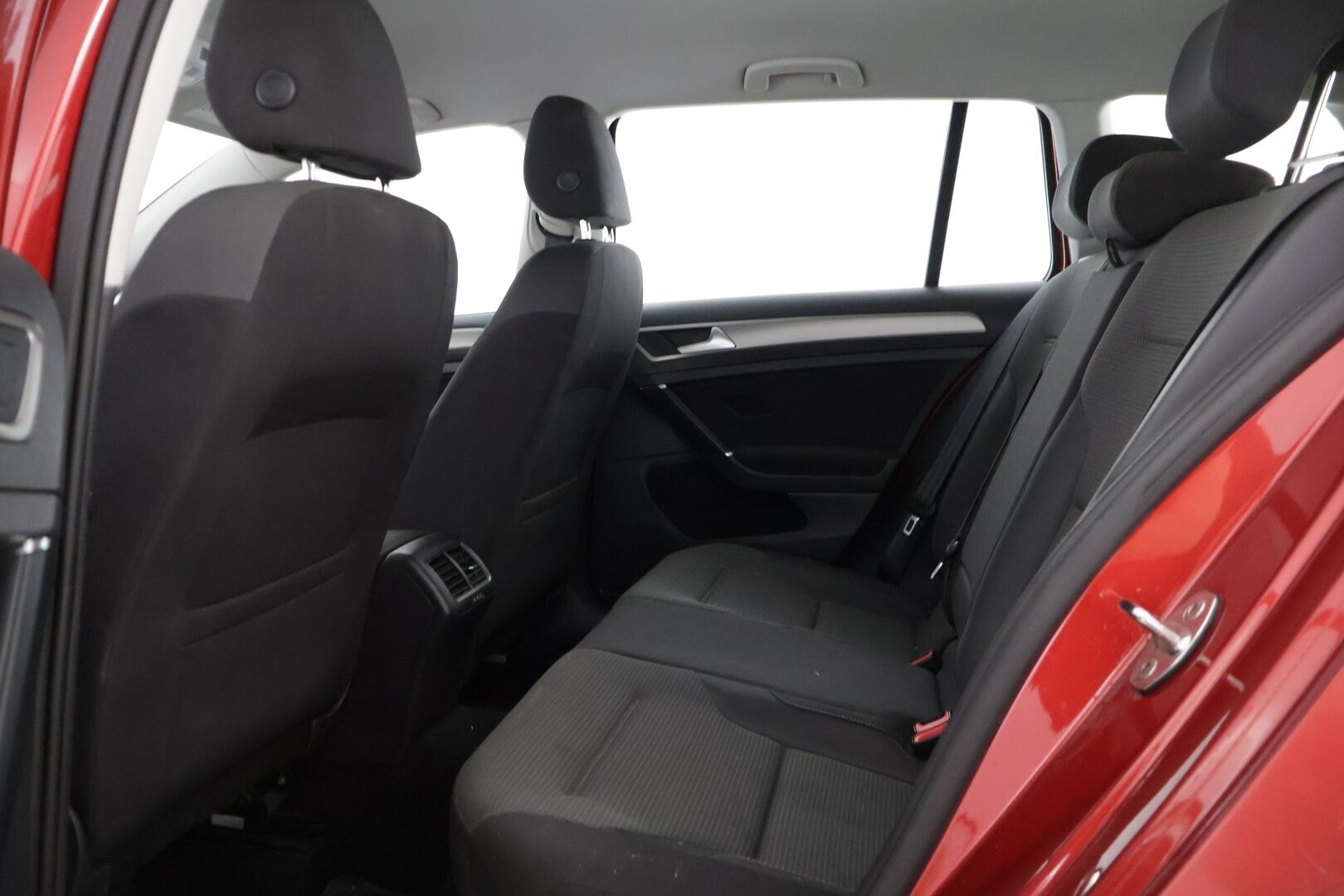 Volkswagen Golf 2014 Variant Comfortline 1,4 TSI 90 kW (122 hv) BlueMotion Technology - * Auto myydään Huutokaupat.com * - * Suomiauto / Lohkolämmitin / Vetokoukku / 2x alut *