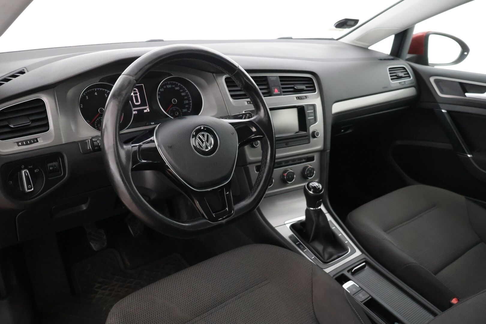 Volkswagen Golf 2014 Variant Comfortline 1,4 TSI 90 kW (122 hv) BlueMotion Technology - * Auto myydään Huutokaupat.com * - * Suomiauto / Lohkolämmitin / Vetokoukku / 2x alut *