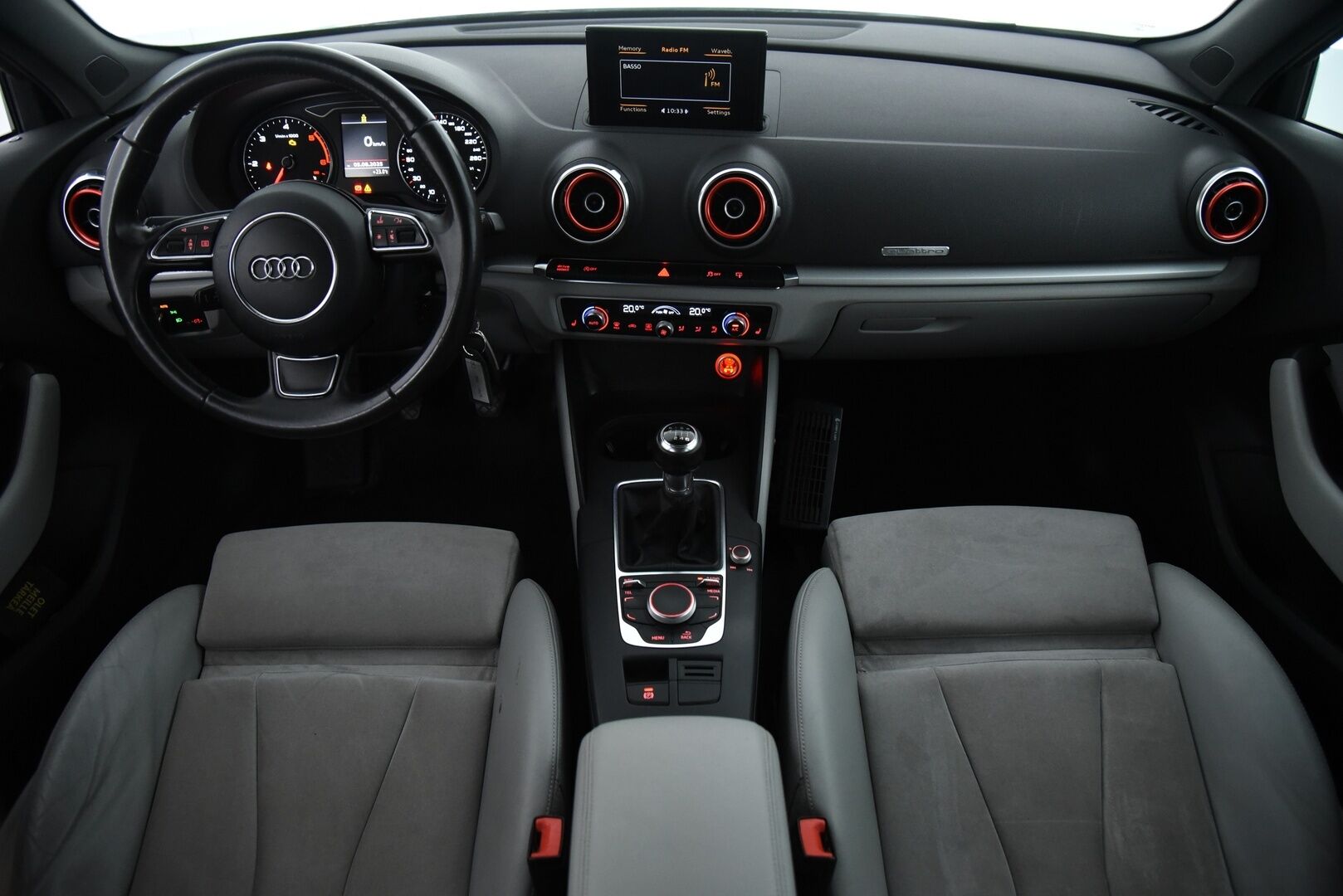 Audi A3 2014 Sportback Land of quattro Edition 2,0 TDI 110 kW quattro / Koukku / Xenon / Lohkolämmitin / Alcantara - Hieno Suomi-auto nelivetona!