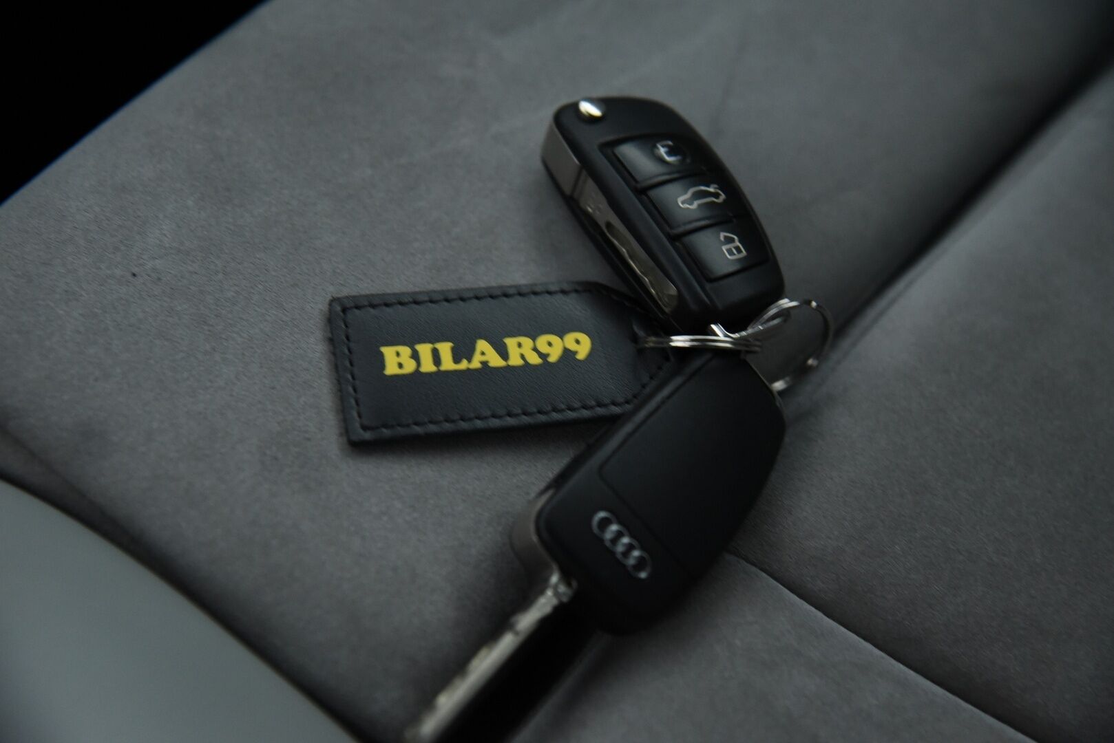 Audi A3 2014 Sportback Land of quattro Edition 2,0 TDI 110 kW quattro / Koukku / Xenon / Lohkolämmitin / Alcantara - Hieno Suomi-auto nelivetona / Juuri huollettu!