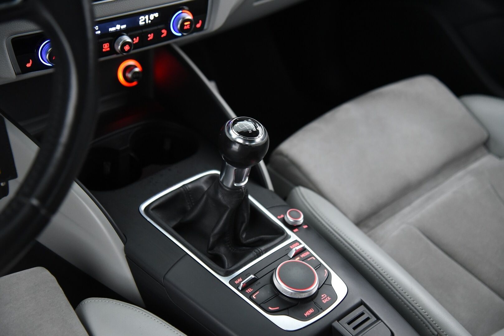 Audi A3 2014 Sportback Land of quattro Edition 2,0 TDI 110 kW quattro /  YritysOutlet - Myydään vain yrityksille - YritysOutlet - Myydään vain yrityksille