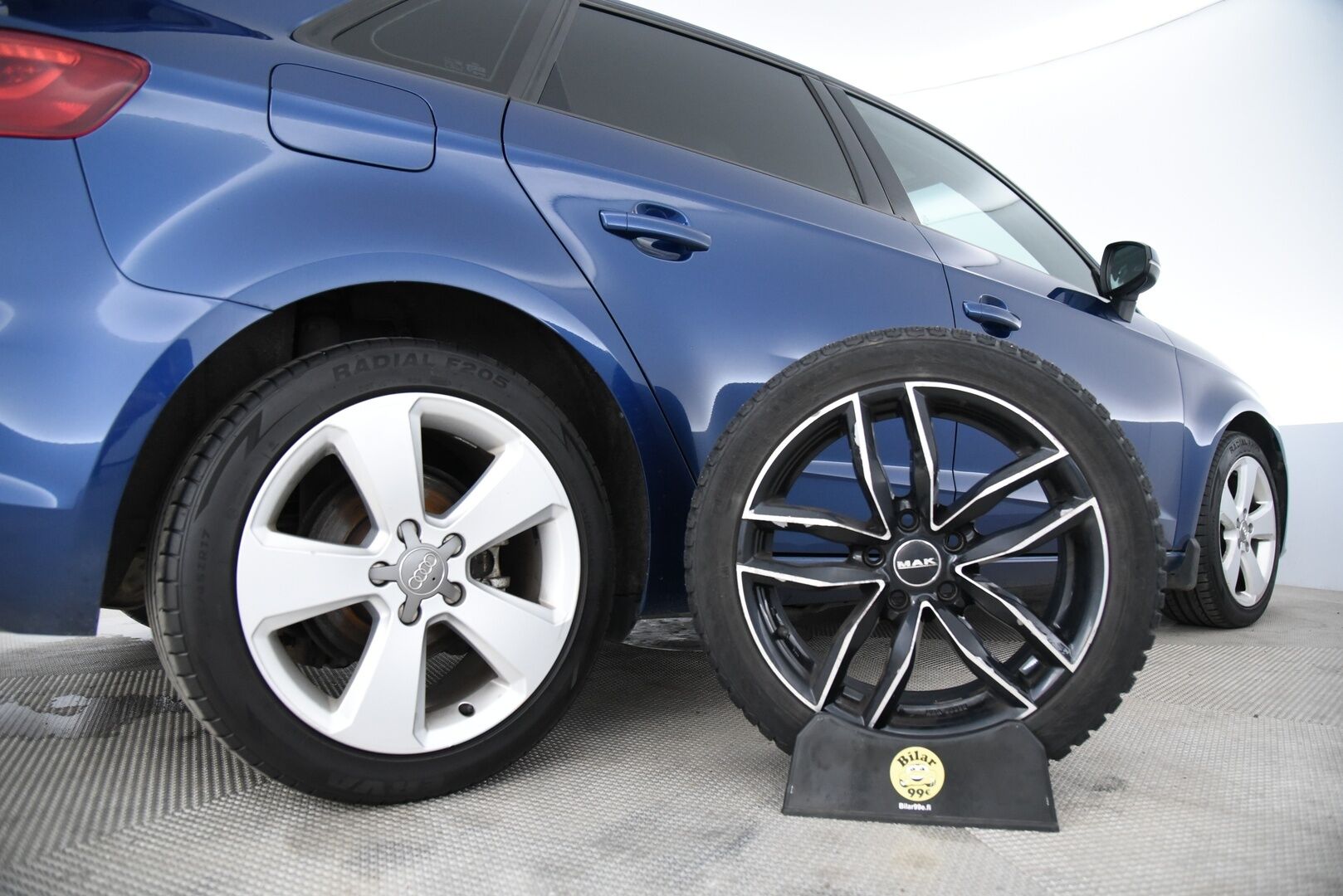 Audi A3 2014 Sportback Land of quattro Edition 2,0 TDI 110 kW quattro / Koukku / Xenon / Lohkolämmitin / Alcantara - Hieno Suomi-auto nelivetona / Juuri huollettu!