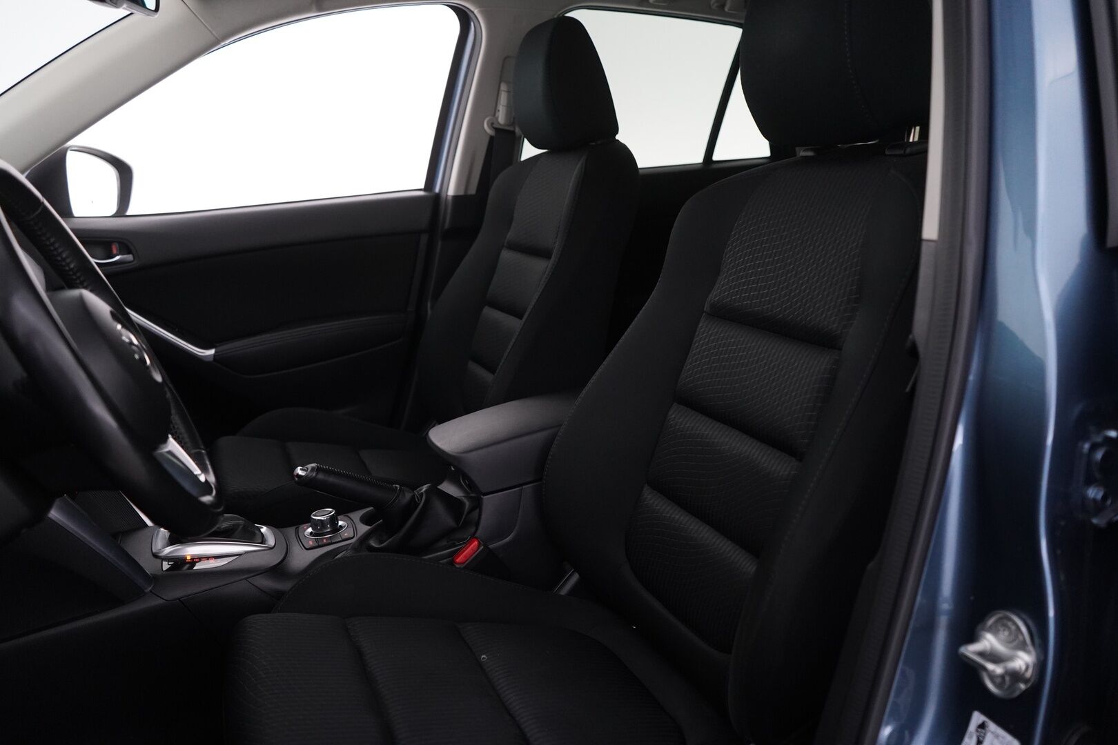 Mazda CX-5 2014 2,2 SKYACTIV-D Touring 6AT 5ov Q24 *Webasto / Tutkat / Koukku / Vakionopeudensäädin* - KATSO KAMPANJAHINTA! / Suomi-auto / Kahdet Oem vanteet / Juuri huollettu / Juuri katsastettu