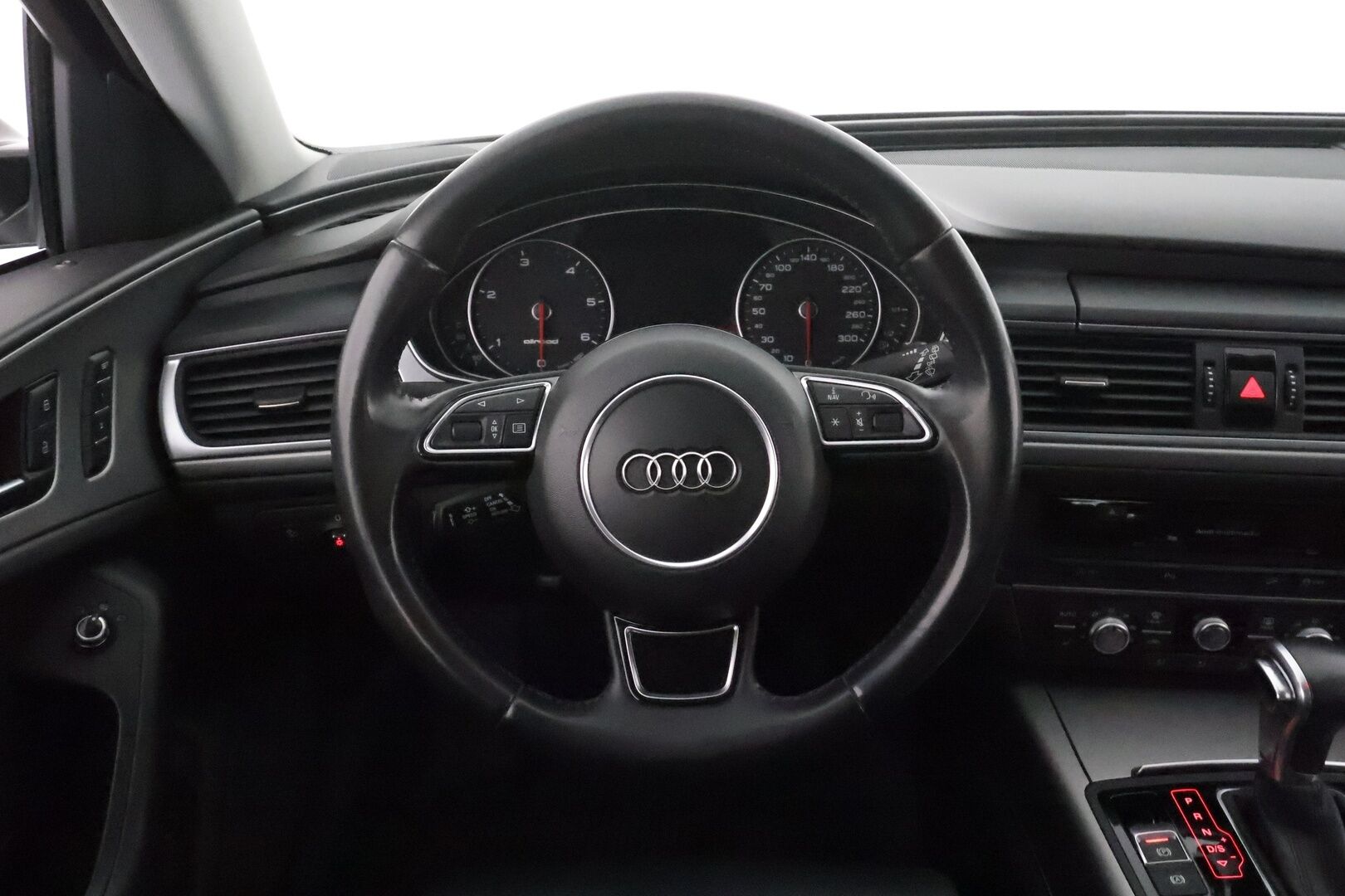 Audi A6 allroad quattro 2014 Business 3,0 V6 TDI 150 kW S tronic **Webasto / Koukku / Ilma-alusta / Xenon / Sporttinahat Muistilla / P.Tutkat** - Suomi-auto / Kahdet Renkaat 