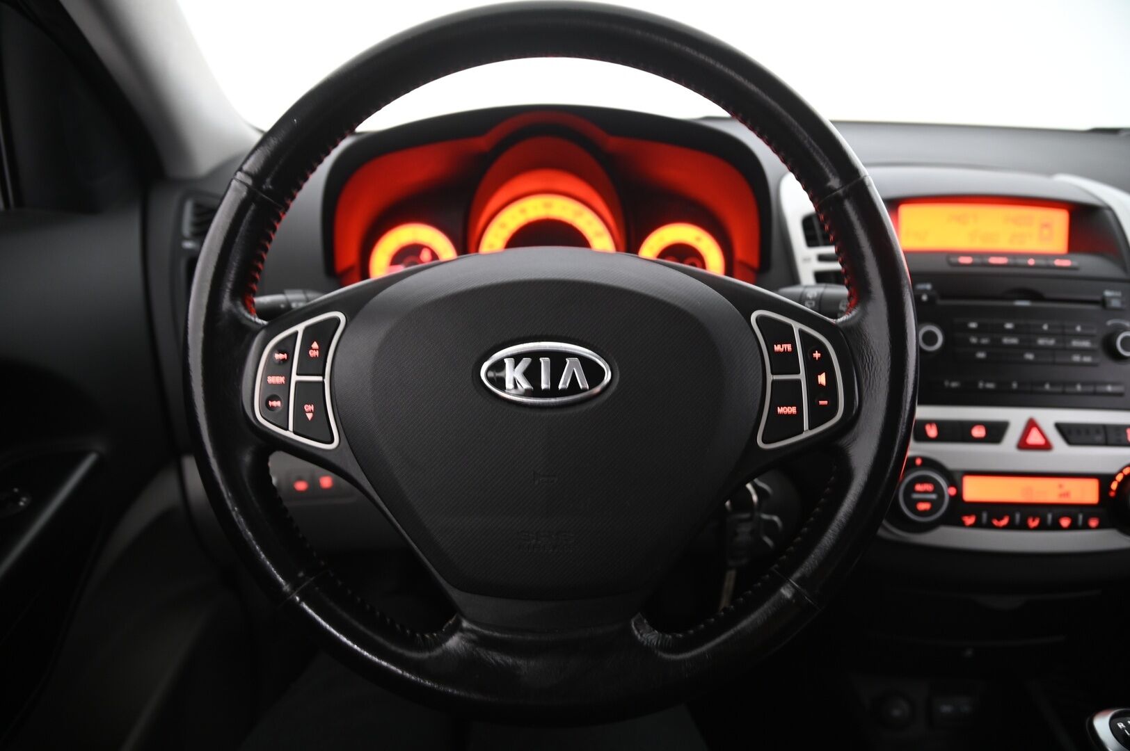 Kia Ceed 2007 1.6l *Myydään Huutokaupat.com*
