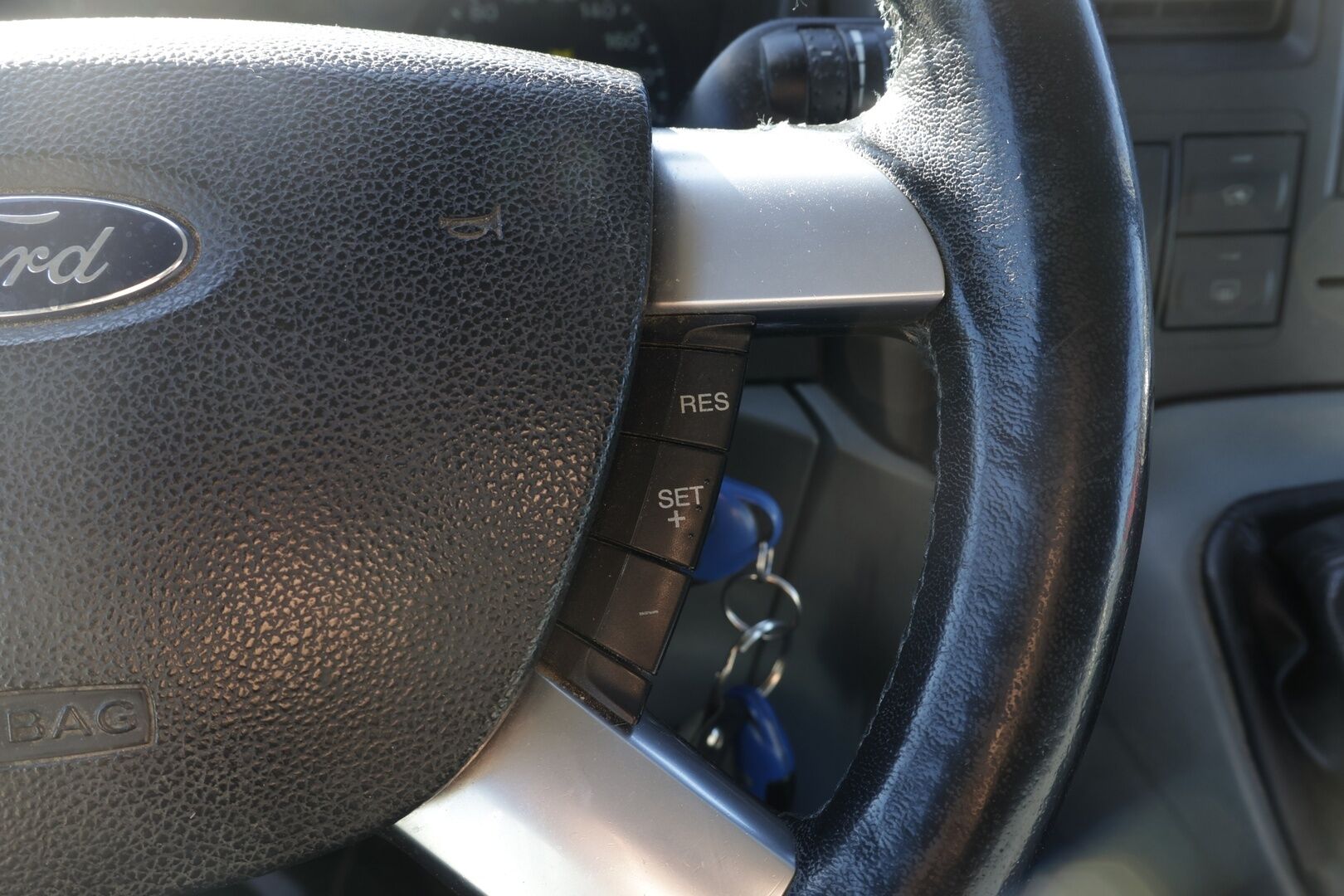 Ford Transit 2010 Transit Umpikorinen (BB) 5ov 2198cm3 - *Myydään huutokaupat.com*
