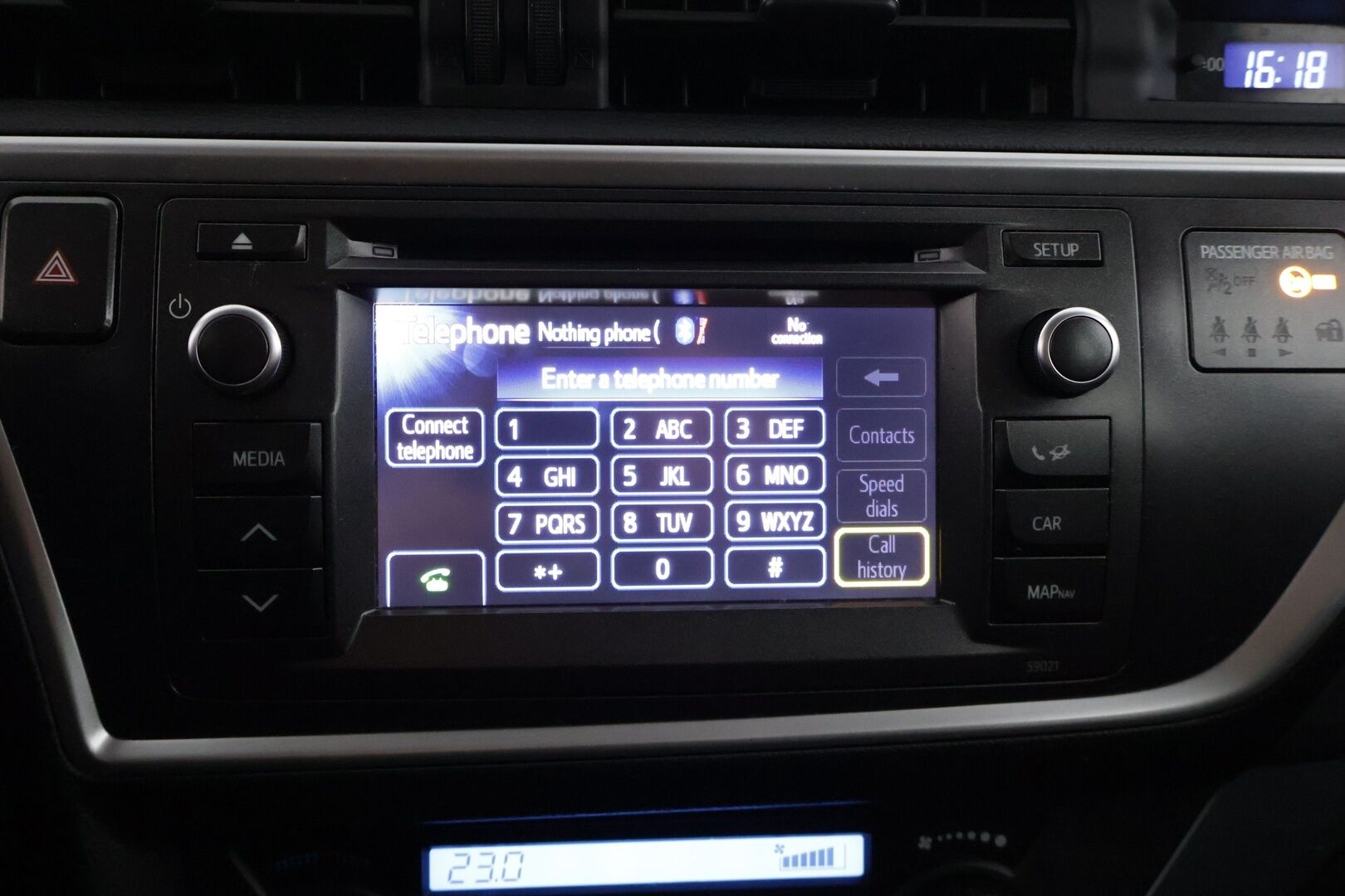 Toyota Auris 2014 Touring Sports 1,8 Hybrid Active * P-Kamera / Lohko+sisä / Vakionopeudensäädin / BT Audio * - Viimeisin huolto 2/26 180tkm! / Kahdet renkaat alumiinivanteilla! 