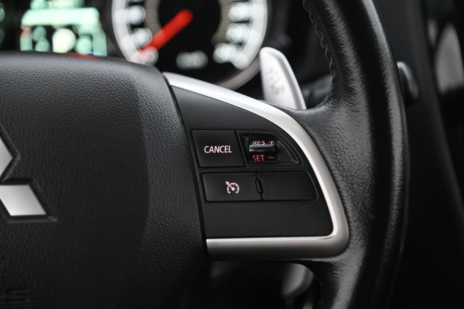 Mitsubishi ASX 2015 2,2 DI-D Cleartec Invite 4WD 6AT *Suomi-Auto / Vetokoukku / Lohko+pistoke / Rattivaihteet* - *Juuri saapunut! / Vakkari /P-tutka takana*