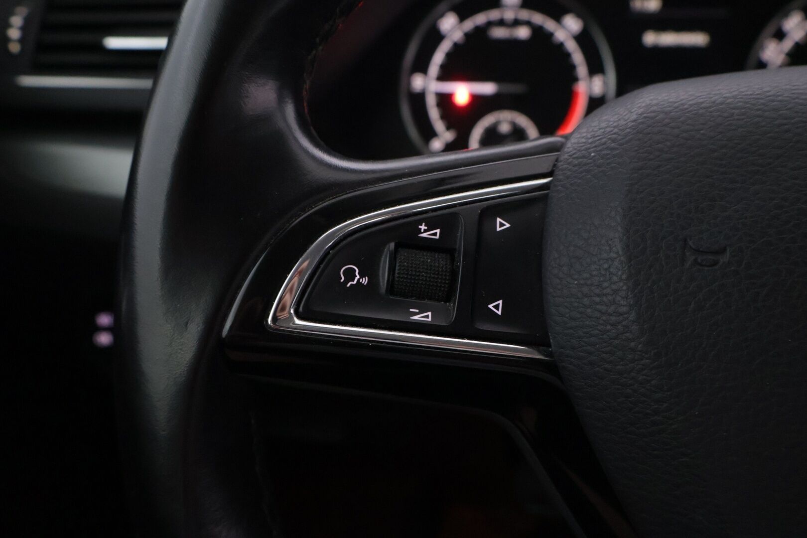 Skoda Superb 2016 Combi 2,0 TDI 190 Ambition - | Webasto | Koukku | Vakkari | Suomi-auto | Paranneltu Äänentoisto | 2x Hyvät Renkaat aluilla |