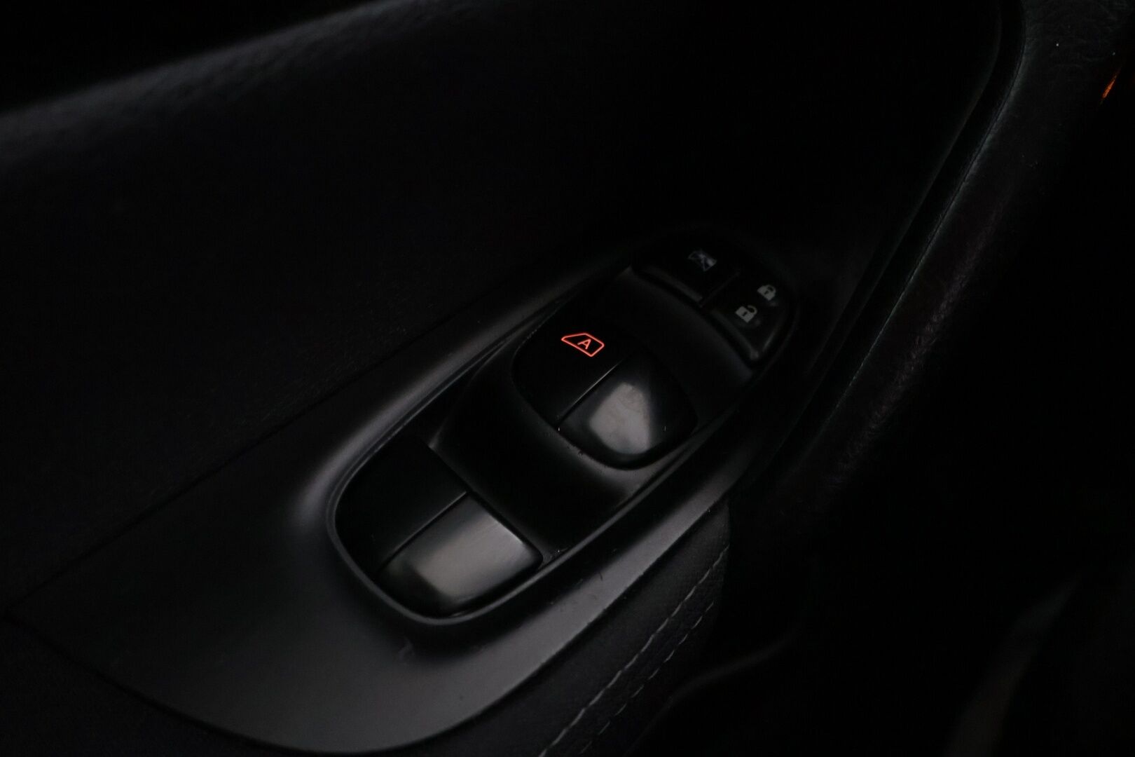 Nissan Qashqai 2016 DIG-T 115 Acenta 2WD Xtronic E6 Safety Pack - Myydään Huutokaupat.com - | Lohkolämmitin | Suomi-auto | Vetokoukku | Vakionopeudensäädin | Ilmastointi | Bluetooth | 189tkm ketju vaihdettu! 