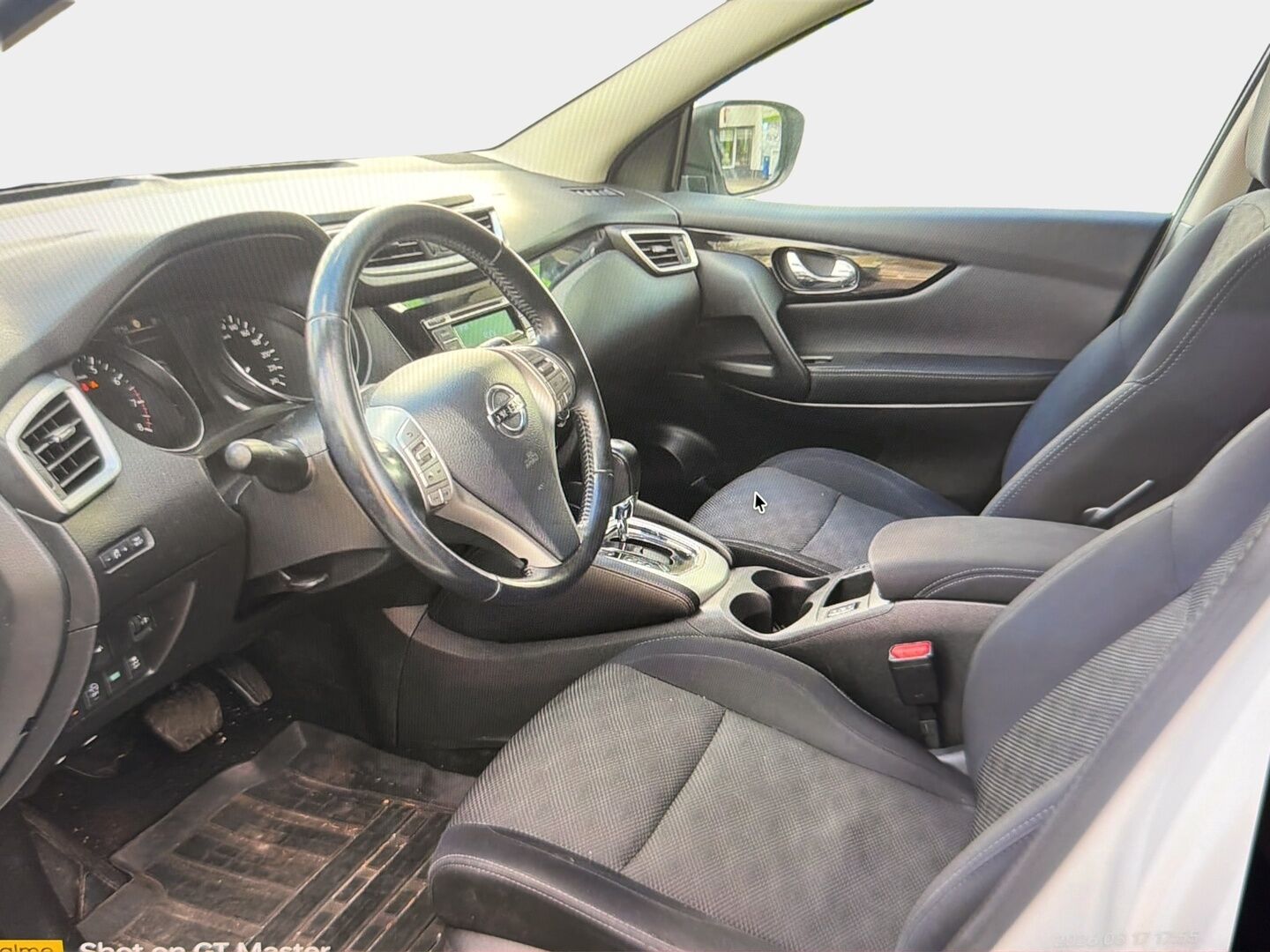 Nissan Qashqai 2016 DIG-T 115 Acenta 2WD Xtronic E6 Safety Pack - | Lohkolämmitin | Suomi-auto | Vetokoukku | Vakionopeudensäädin | Ilmastointi | Bluetooth | 189tkm ketju vaihdettu! 