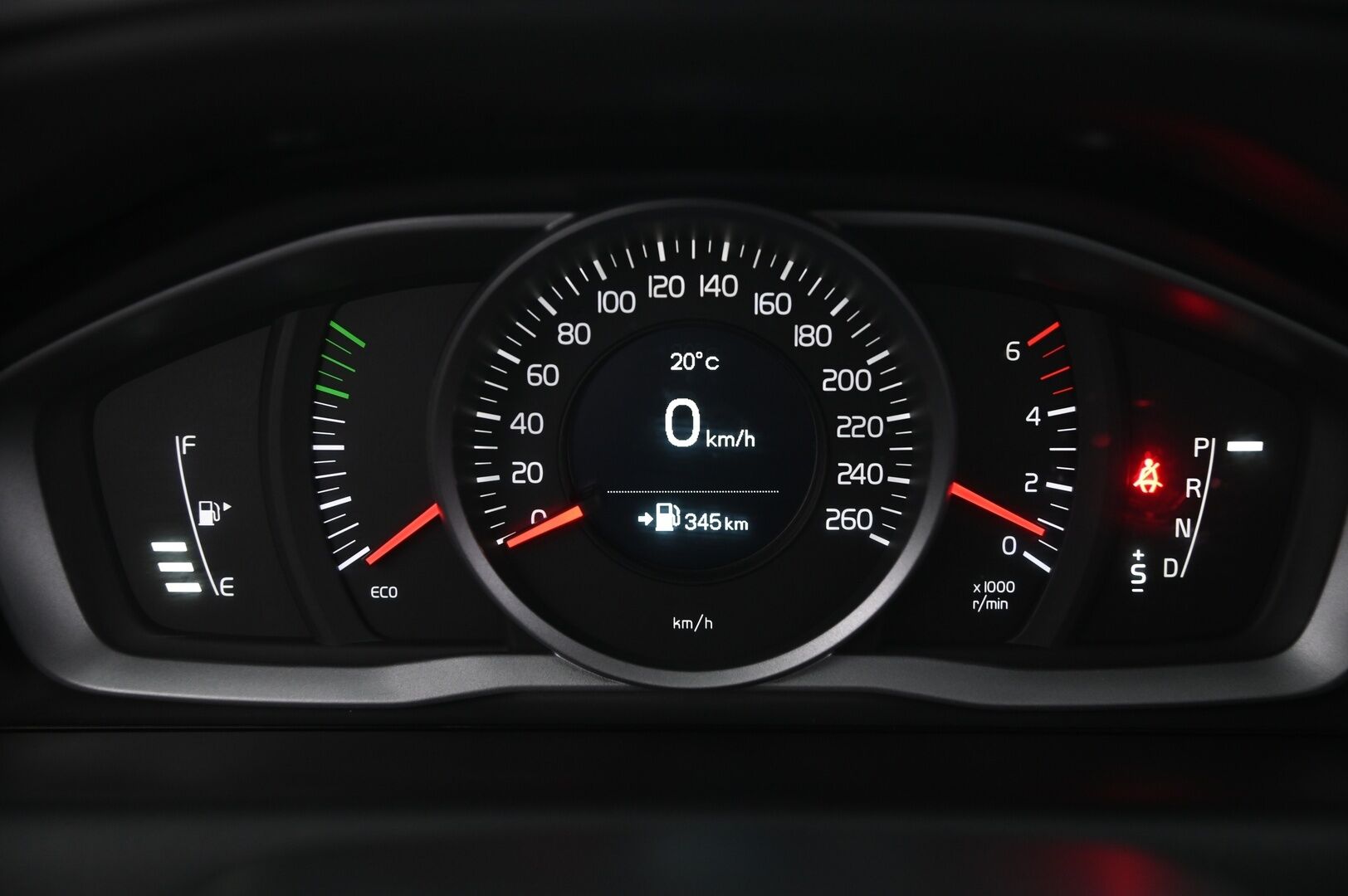 Volvo XC60 2016 D4 AWD Business Summum aut - Muistipenkit | Vetokoukku | Webasto | Ei Adblue |  High Performance audio |  | 2x renkaat&alumiinivanteet | nahkasisusta