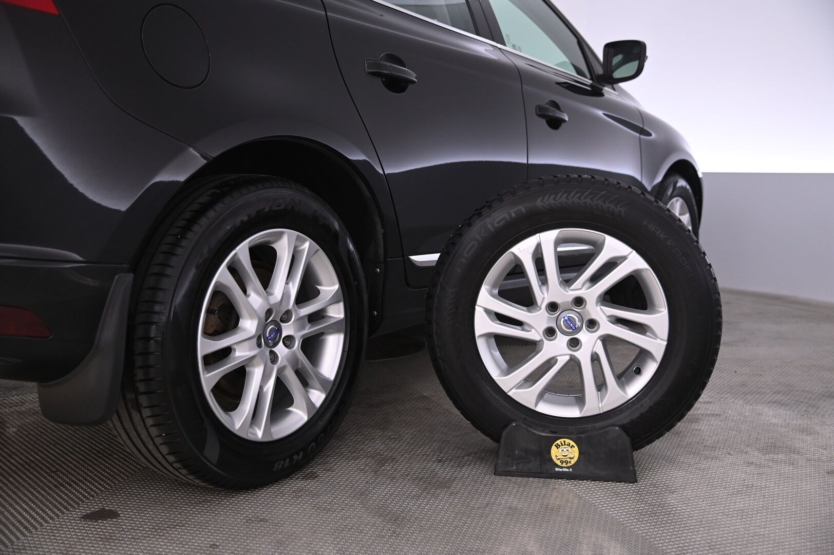 Volvo XC60 2016 D4 AWD Business Summum aut - Muistipenkit | Vetokoukku | Webasto | Ei Adblue |  High Performance audio |  | 2x renkaat&alumiinivanteet | nahkasisusta
