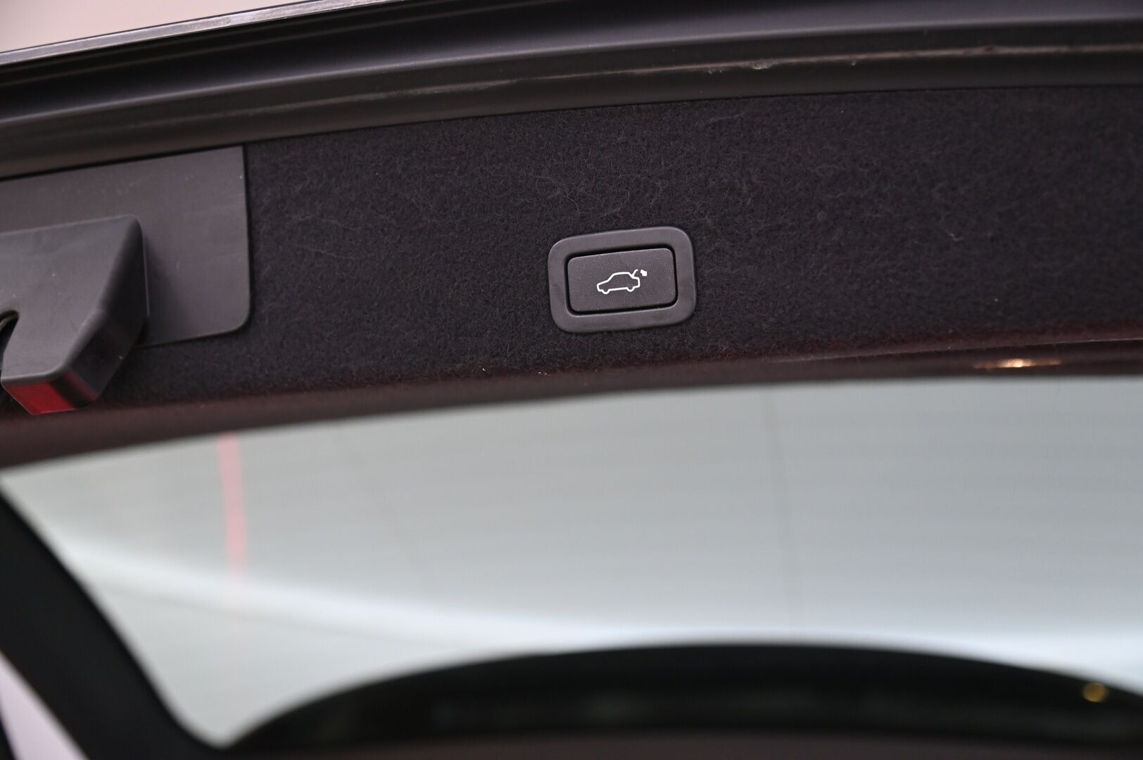 Volvo XC60 2016 D4 AWD Business Summum aut - Muistipenkit | Vetokoukku | Webasto | Ei Adblue |  High Performance audio |  | 2x renkaat&alumiinivanteet | nahkasisusta