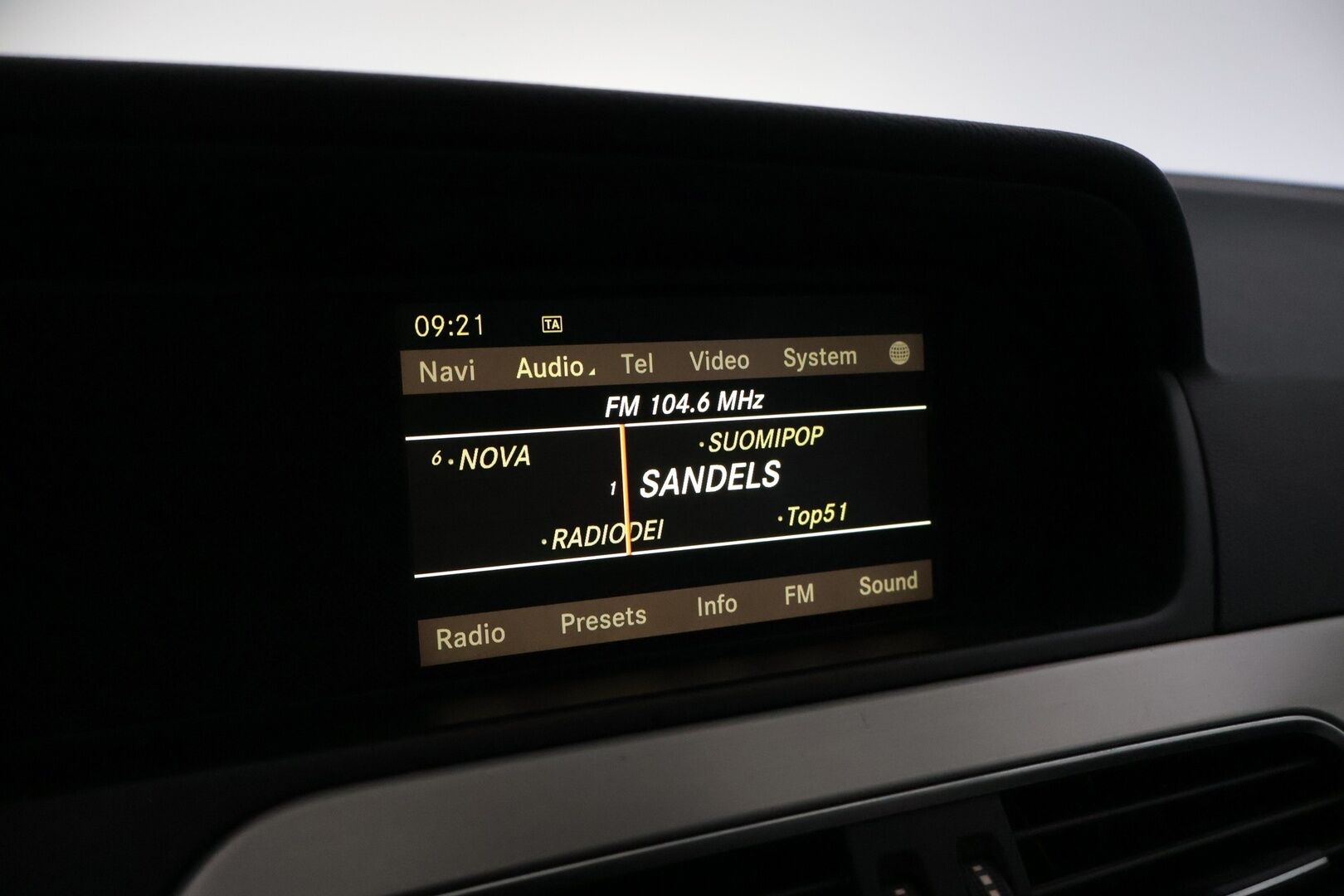 Mercedes-Benz C 2012 250 CDI 4MATIC - Myydään huutokaupat.com - - | Irroitettava koukku | Ilmastointi | Vakkari | Lohko ja sisäpistoke | - Myydään huutokaupat.com -