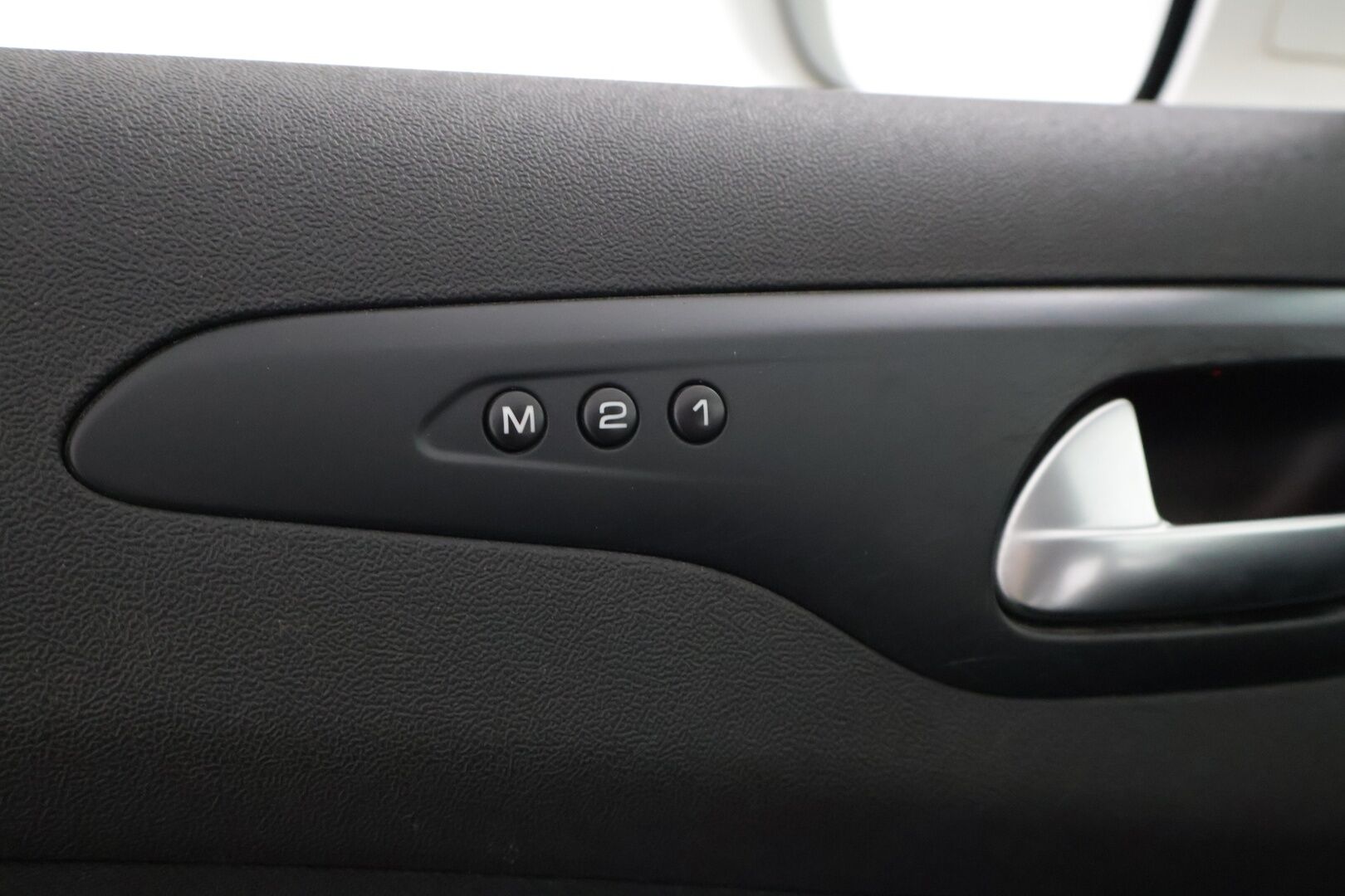 Citroen C5 2016 BlueHDi 180 Exclusive Tourer Automaatti myydään Huutokaupat.com - Hierova penkki | Muistipenkki | CarPlay | Kamera | Koukku | Xenon | Navi | P.tutkat | Puolinahkat | Lohkolämmitin| Hihna vaihdettu 2025