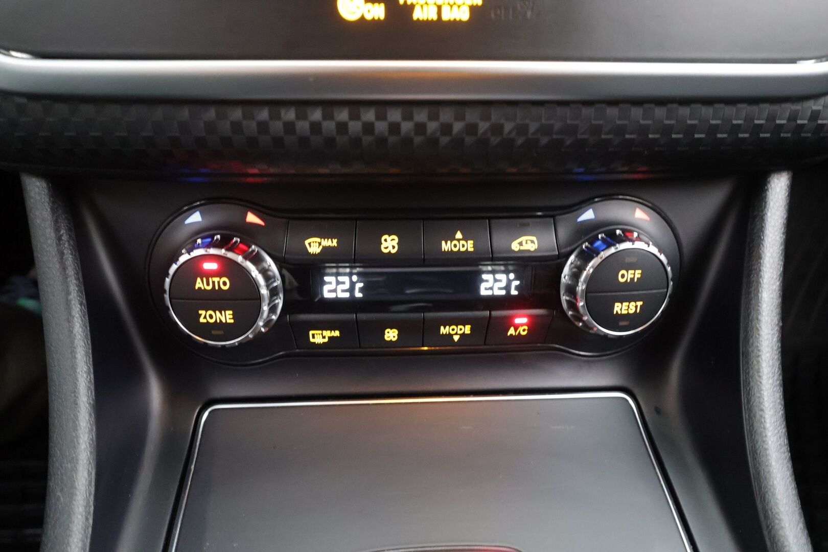 Mercedes-Benz A 2016 220 d 4Matic A Premium Business * Webasto / Koukku / LED-High Performance / Muistipenkki / P.kamera / Navi * - Suomi-auto / Kahdet renkaat