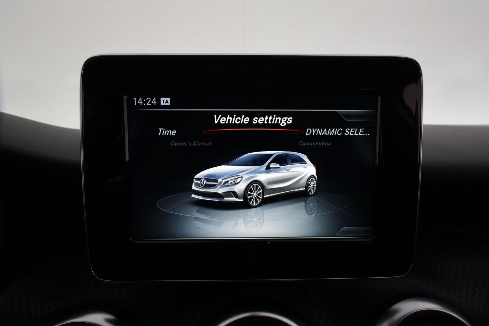 Mercedes-Benz A 2016 220 d 4Matic A Premium Business * Webasto / Koukku / LED-High Performance / Muistipenkki / P.kamera / Navi * - Suomi-auto / Kahdet renkaat - HULLUT JOULUT KORKOTARJOUS 2,49% 