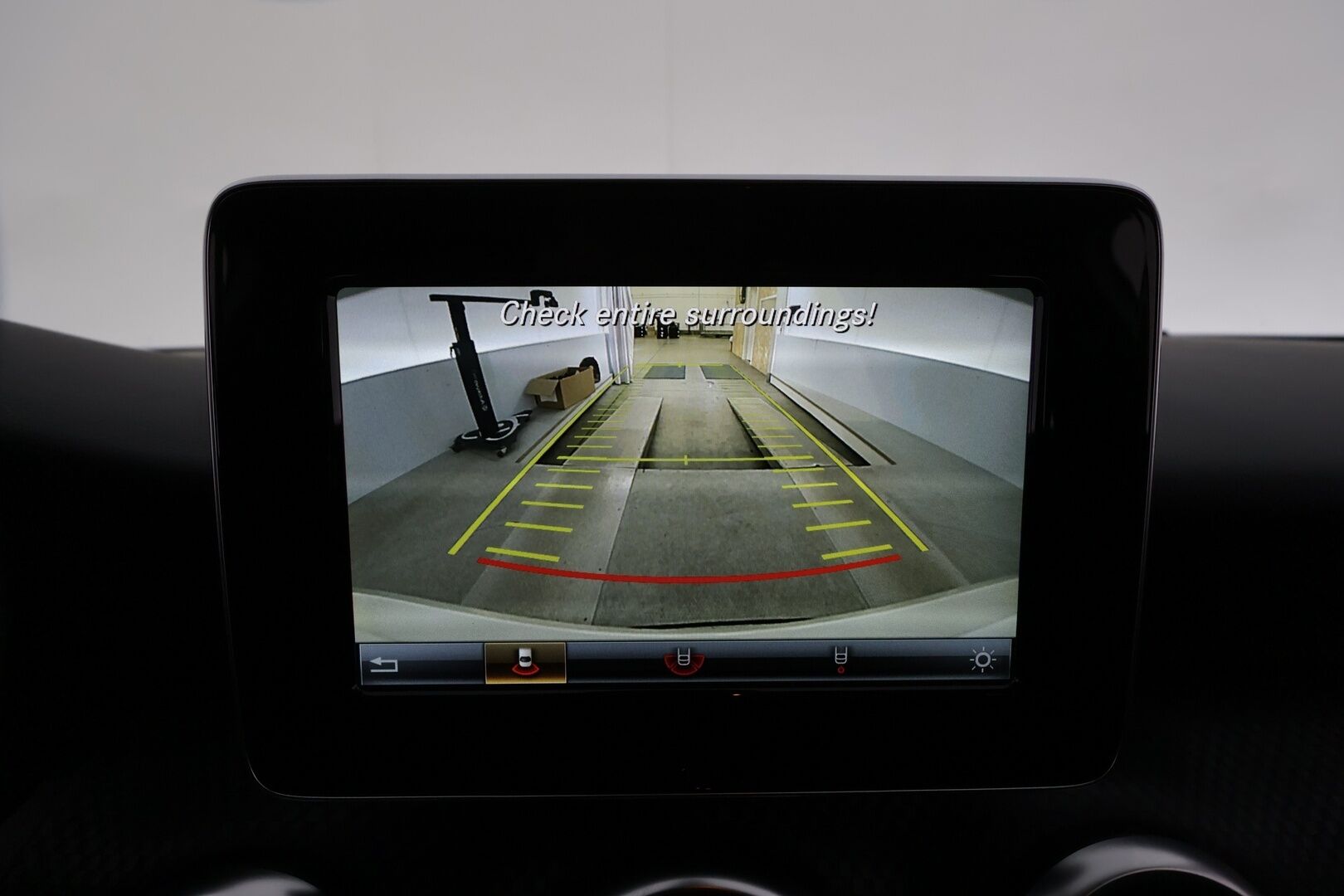 Mercedes-Benz A 2016 220 d 4Matic A Premium Business * Webasto / Koukku / LED-High Performance / Muistipenkki / P.kamera / Navi * - Suomi-auto / Kahdet renkaat - HULLUT BLACKWEEK JATKOT - KORKOTARJOUS 2,49%