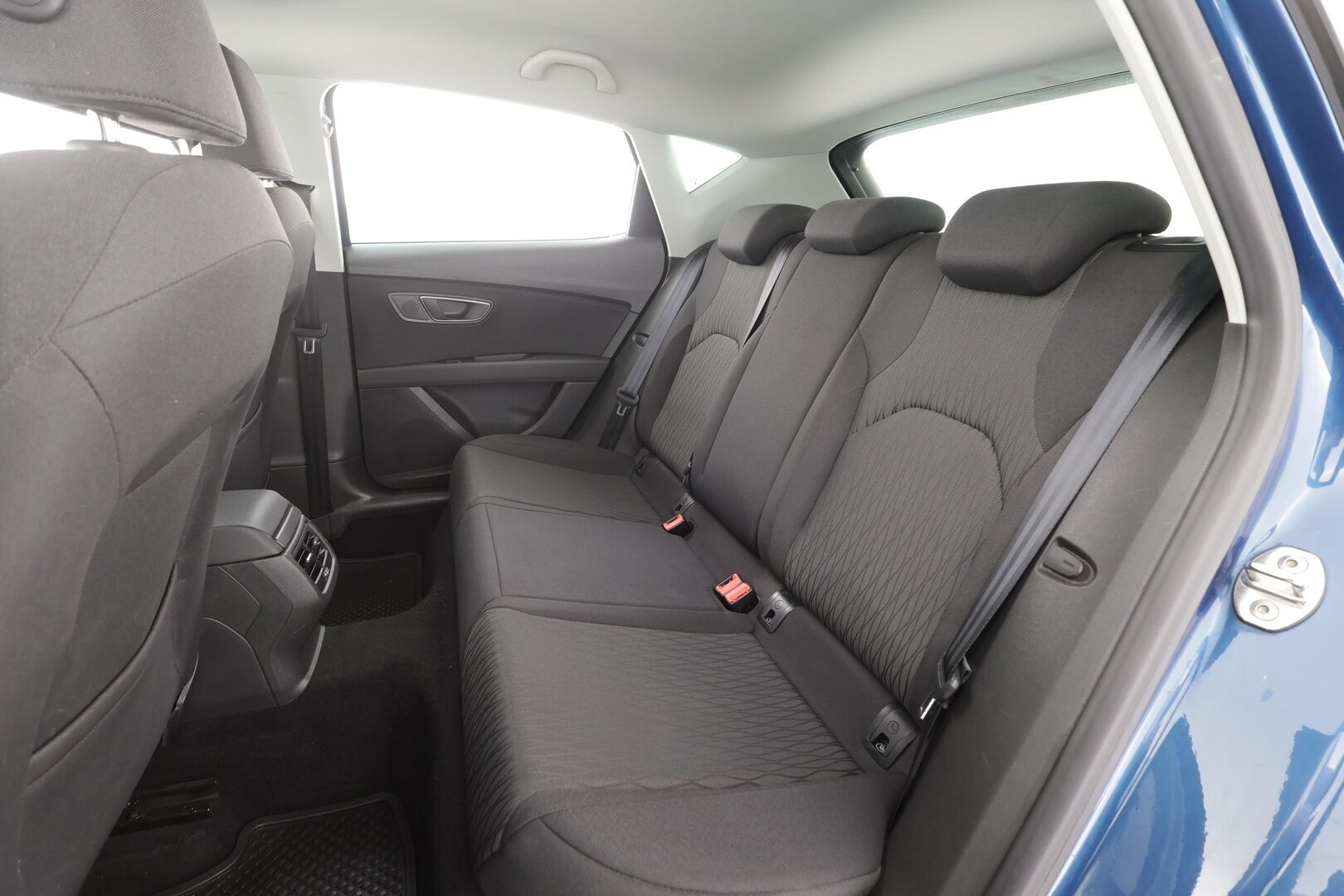 Seat Leon 2016 1,4 TSI 150 ACT Style DSG - | Vakkari | Webasto | Koukku | P.tutkat | LED | Navi | Apple&Android | Suomi-auto | Kahdet Renkaat |