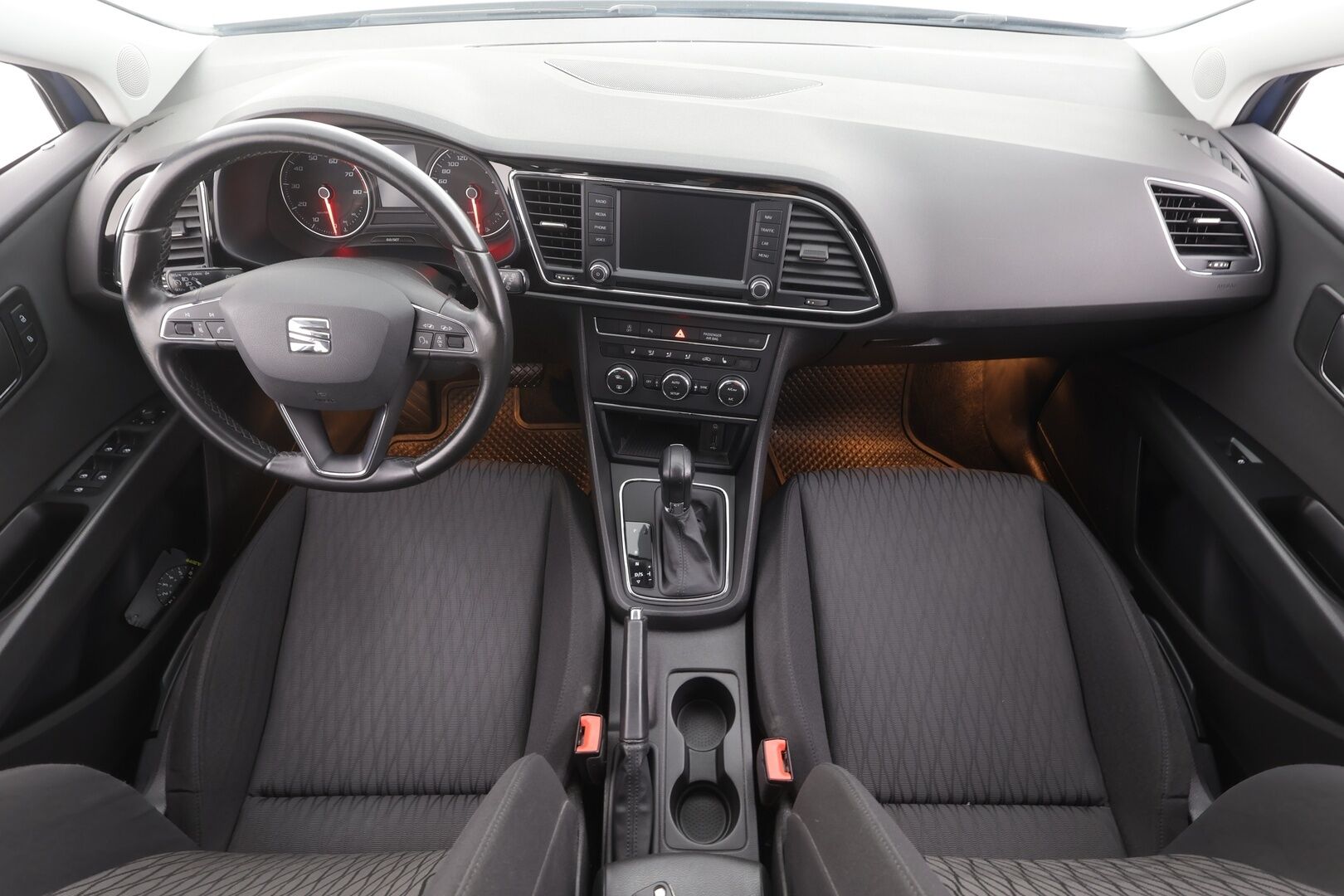 Seat Leon 2016 1,4 TSI 150 ACT Style DSG - | Vakkari | Webasto | Koukku | P.tutkat | LED | Navi | Apple&Android | Suomi-auto | Kahdet Renkaat |