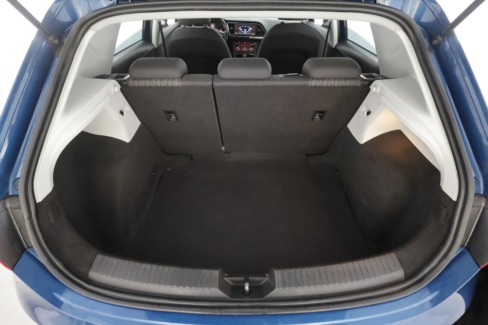 Seat Leon 2016 1,4 TSI 150 ACT Style DSG - | Vakkari | Webasto | Koukku | P.tutkat | LED | Navi | Apple&Android | Suomi-auto | Kahdet Renkaat |