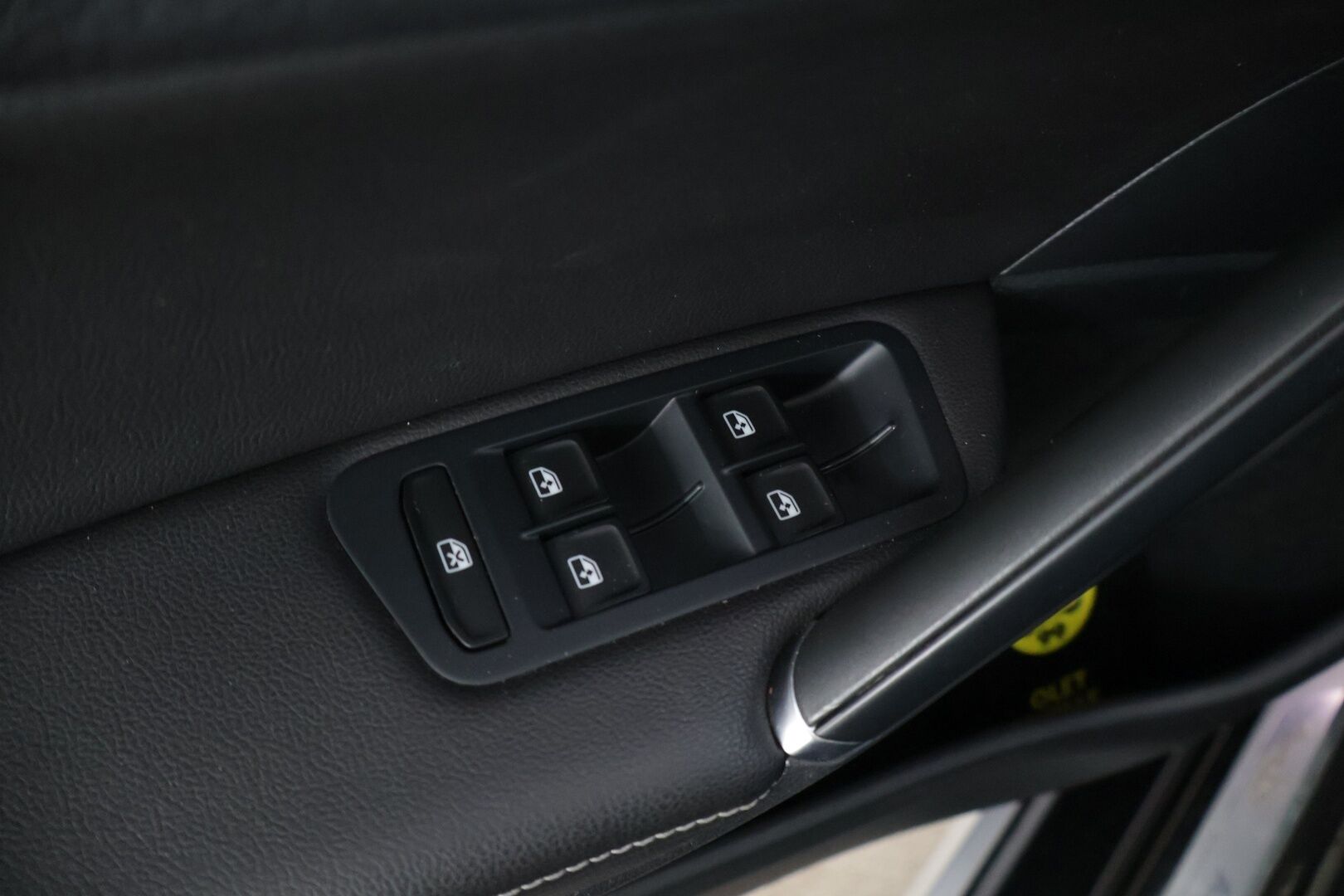 Volkswagen Golf 2016 Variant Alltrack 1,8 TSI 180 hv 4MOTION DSG Winter Edition - | Webasto | Adapt.vakkari | Puolinahkapenkit | Hieronta | Musta sisäkatto | Apple & Android | Navi |