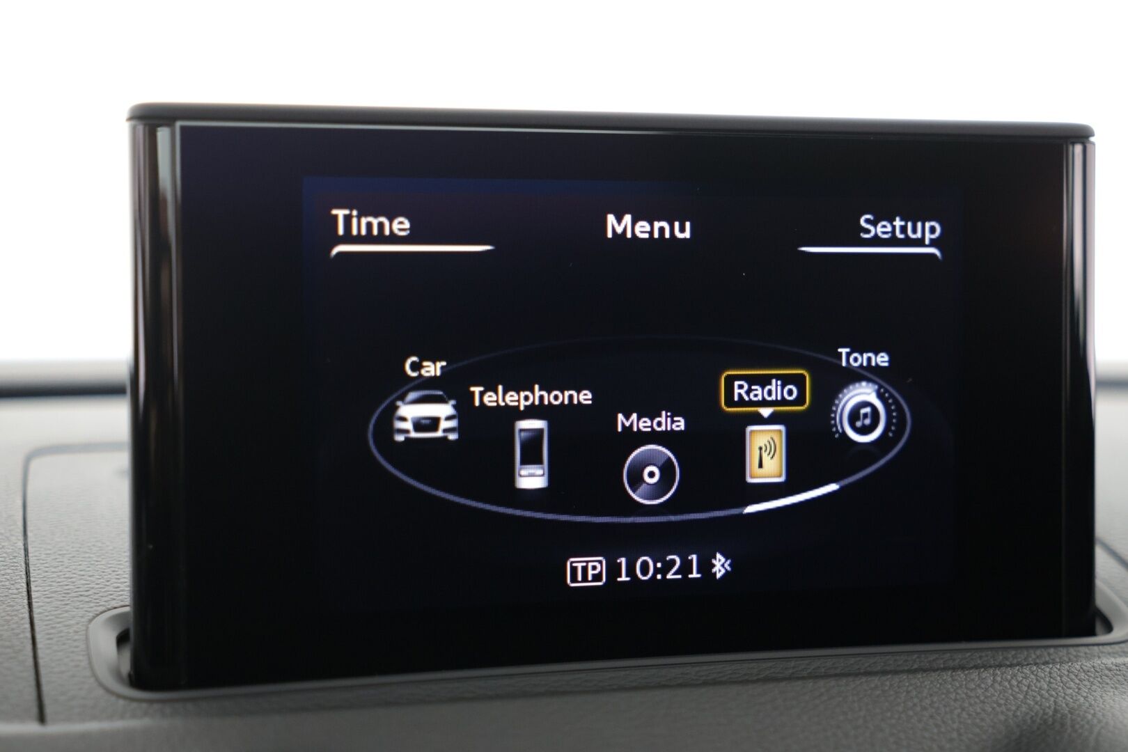 Audi A3 2016 Sportback Business 1,4 TFSI 92 kW S tronic / Bluetooth / 2x renkaat ja vanteet / - HULLUT AVAJAISHULINAT KORKOTARJOUS 3,29 %