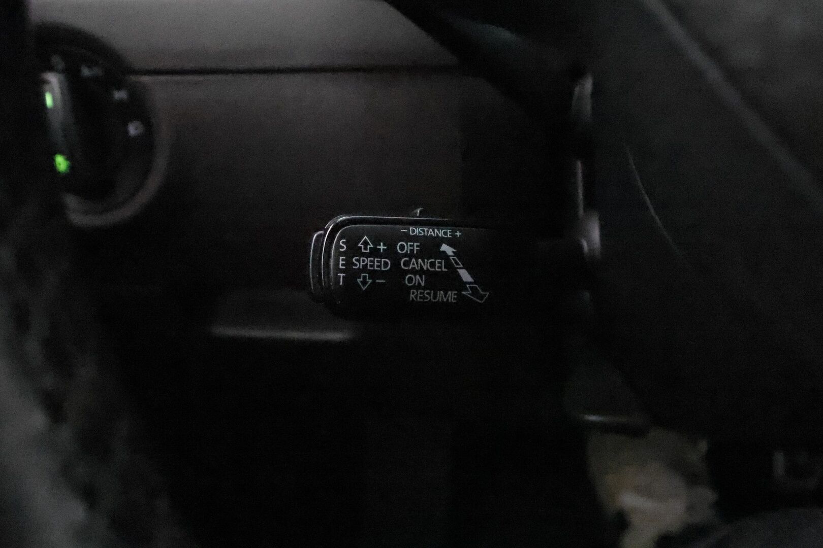Skoda Octavia 2016 Combi 1,8 TSI 4x4 Scout DSG Autom. **Webasto / Koukku / Adapt.vakkari / P. Kamera / Xenon / KeylessGO / 2x Renkaat'' - Webasto / Adapt.Vakkari / Vetokoukku / Peruutuskamera / Xenon / Suomiauto / KeylessGo / Lämpölasi / 2x Renkaat!