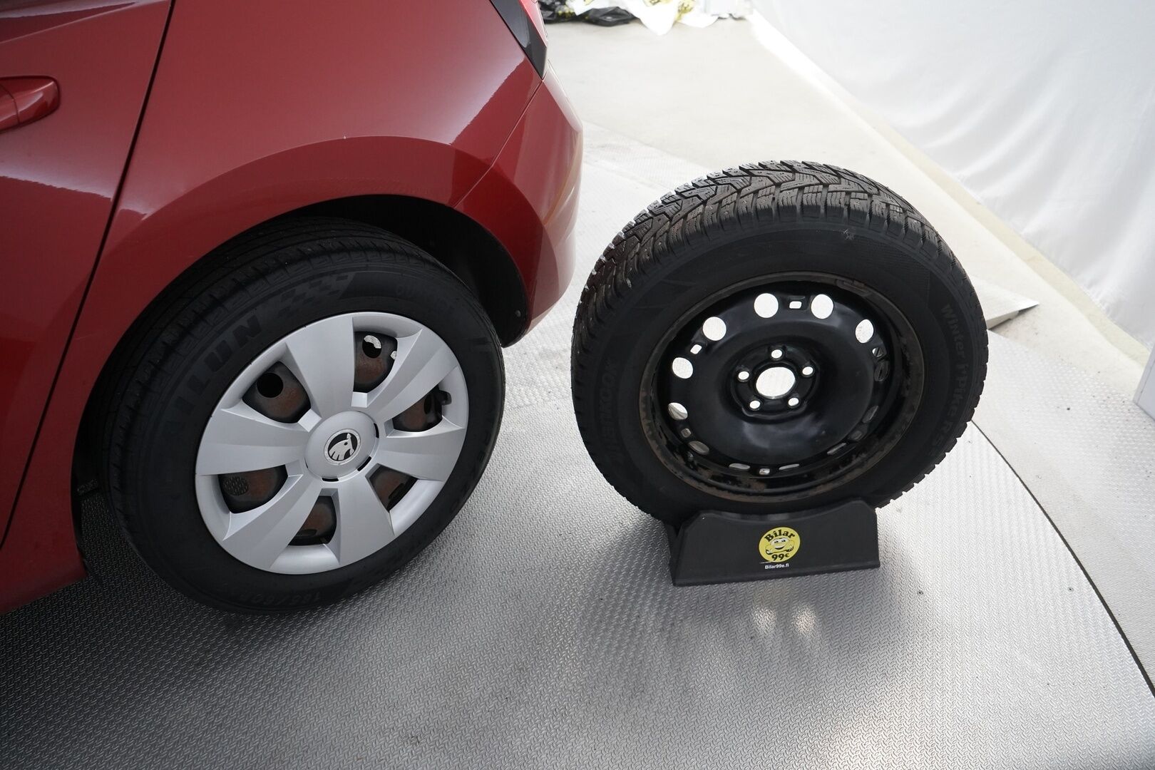 Skoda Fabia 2016 1,2 TSI 90 Ambition * Vakkari / Ilmastointi / Bluetooth * - Myydään juuri huollettuna / Kahdet renkaat / KATSO HINTA!