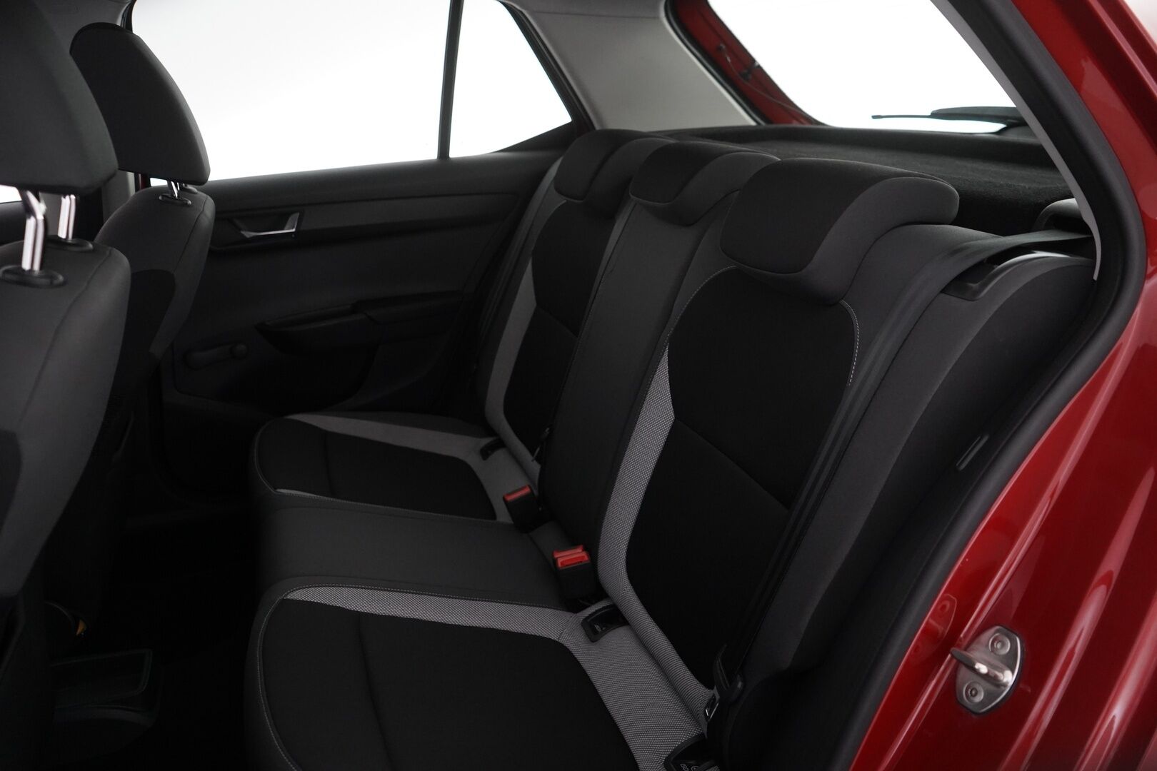 Skoda Fabia 2016 1,2 TSI 90 Ambition * Vakkari / Ilmastointi / Bluetooth * - Myydään juuri huollettuna / Kahdet renkaat / KATSO HINTA!