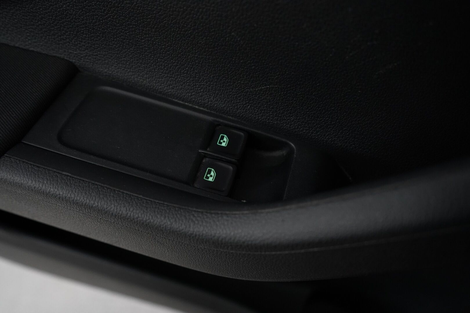 Skoda Fabia 2016 1,2 TSI 90 Ambition * Vakkari / Ilmastointi / Bluetooth * - Myydään juuri huollettuna / Kahdet renkaat / KATSO HINTA!