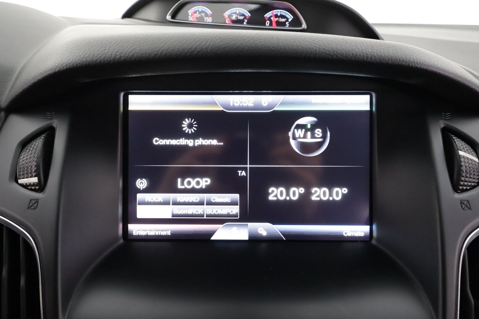 Ford Focus 2016 2,3 EcoBoost 400 hv Montune M6 RS * Vakkari / Lohko / P.kamera / Sporttipenkit * - Kahdet Renkaat / Suomi-auto